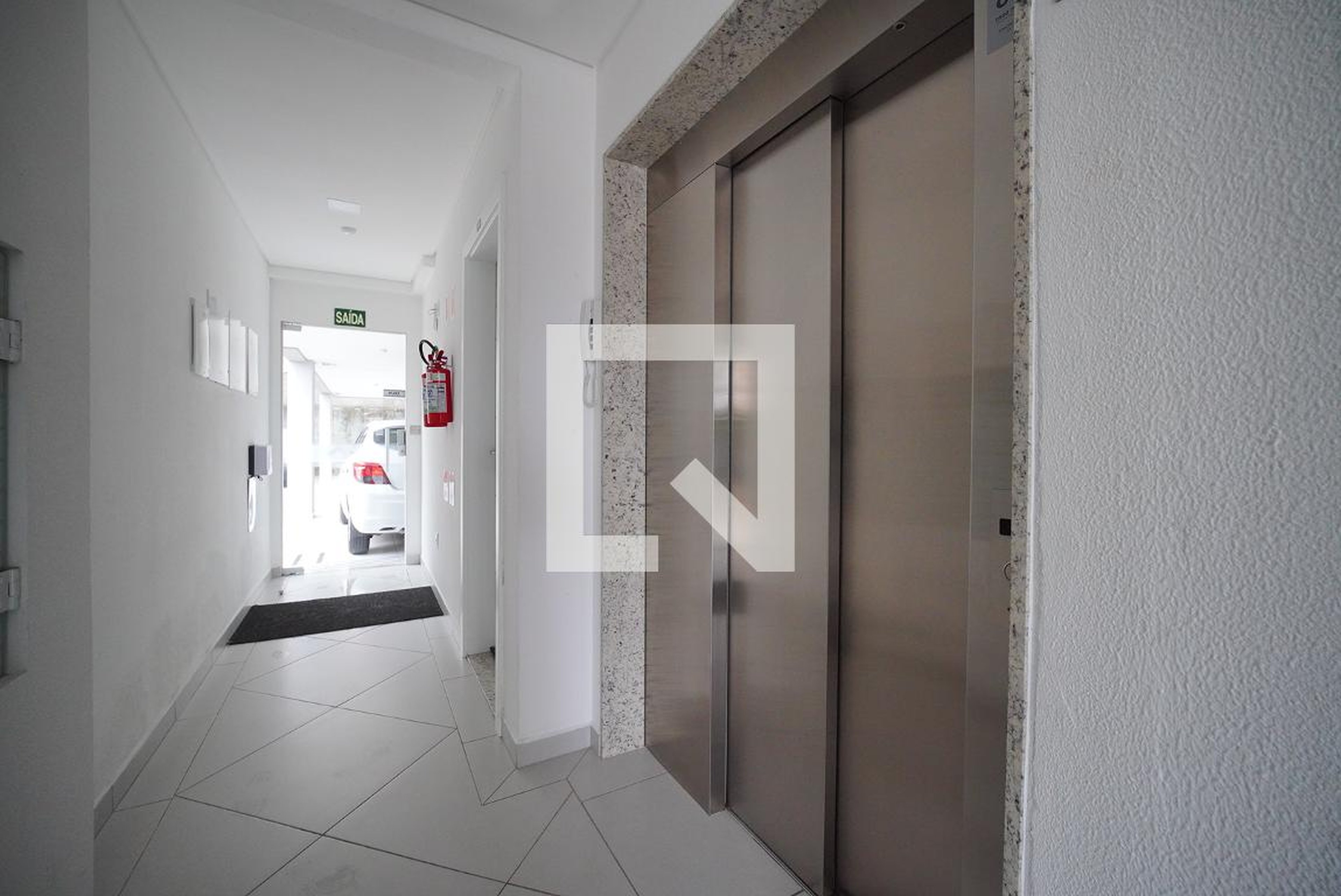 Elevador - Porto da Vila Residence