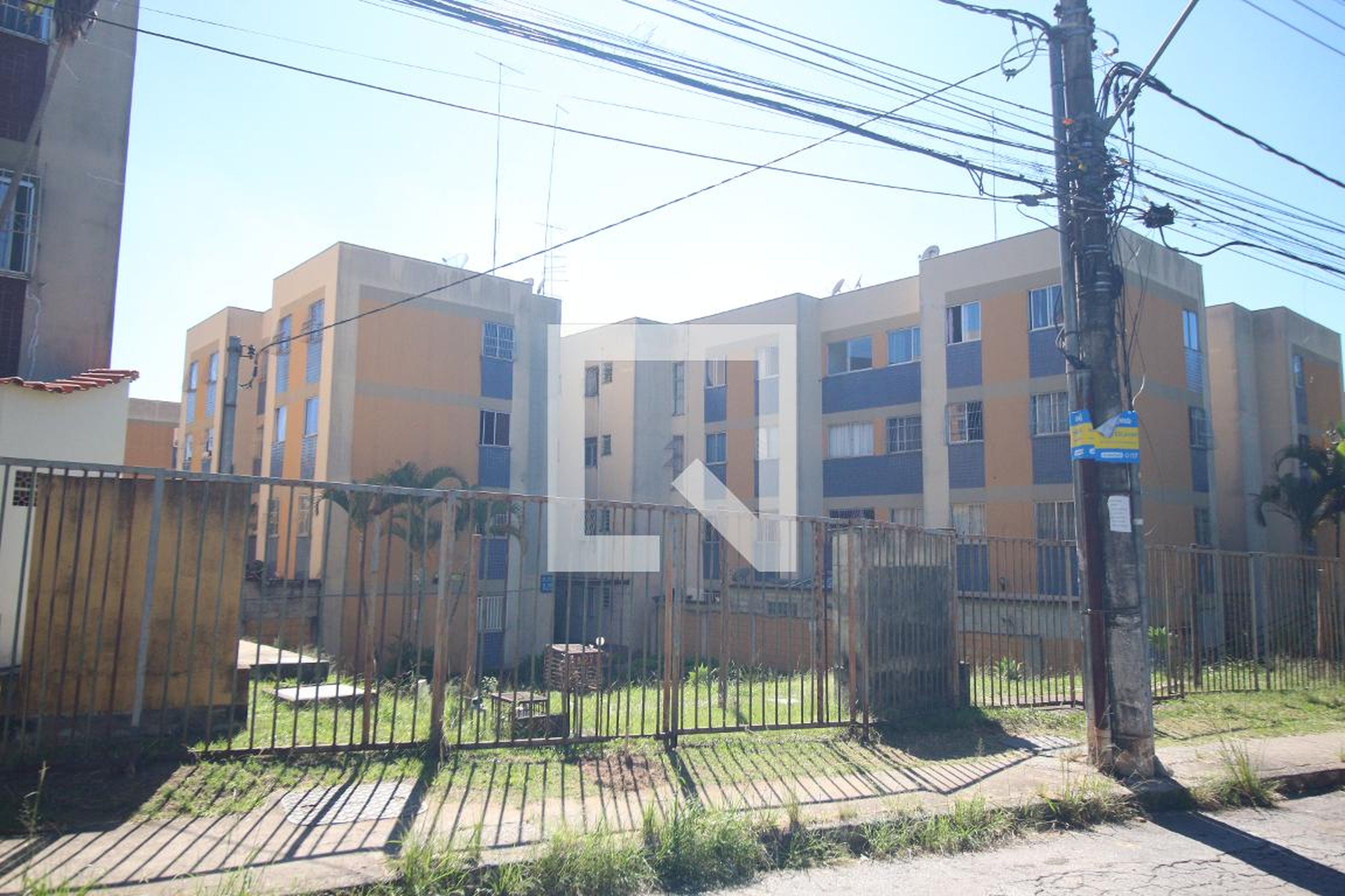 Fachada Condomínio em Rua Dois, 174