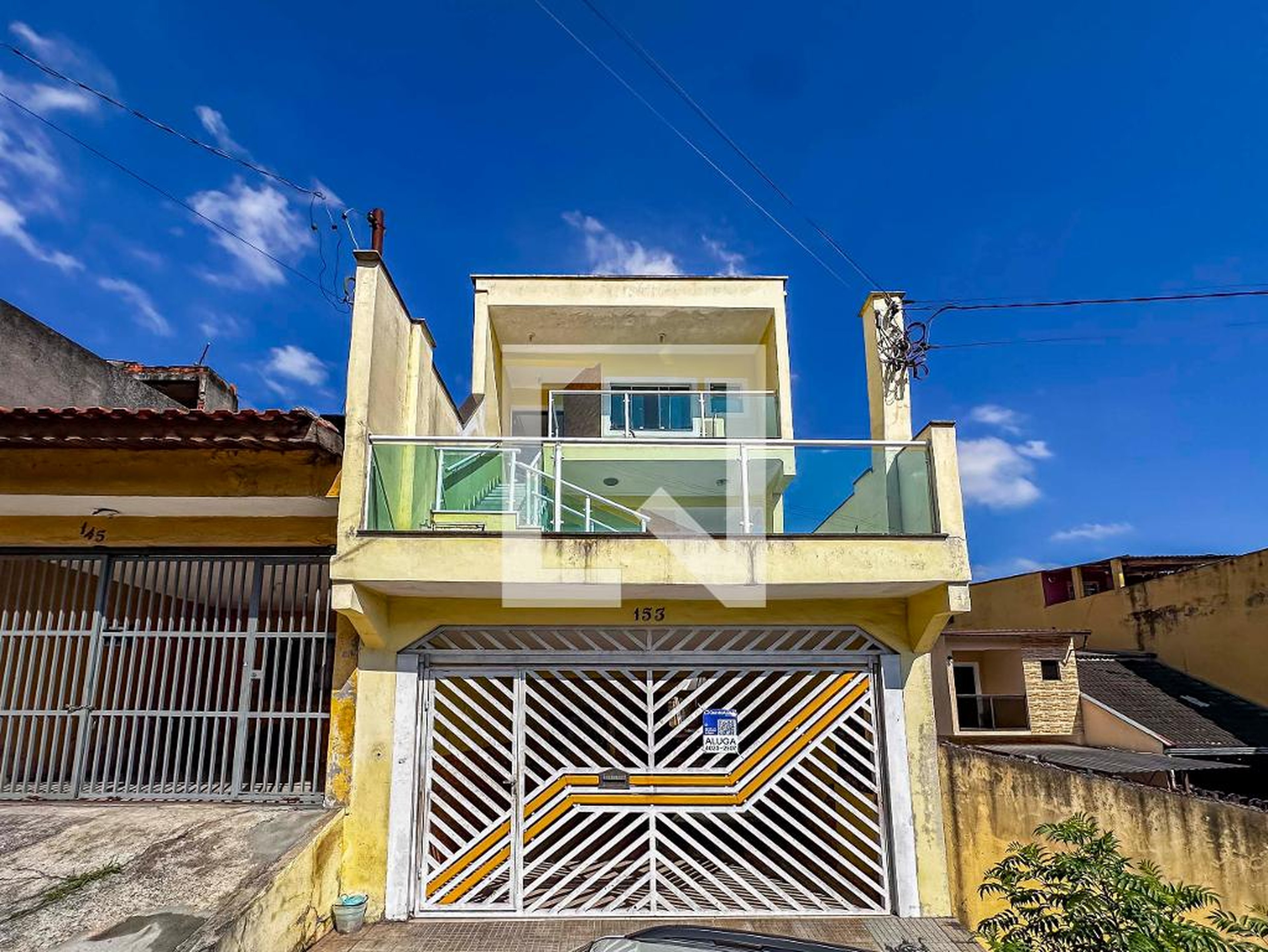 Fachada Condomínio em Rua Valdemar Costa Filho, 153