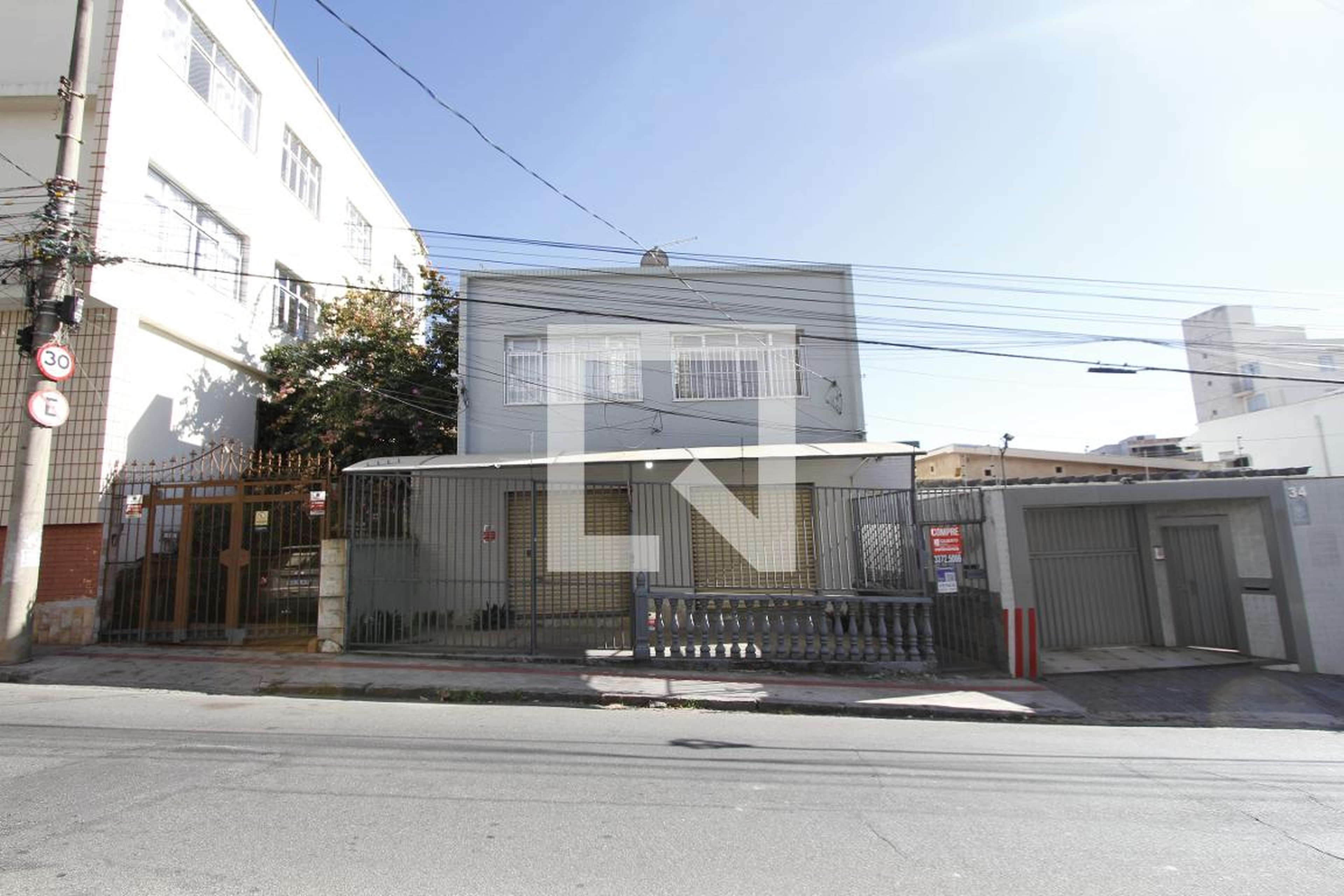 Fachada Condomínio em Rua Catete, 44