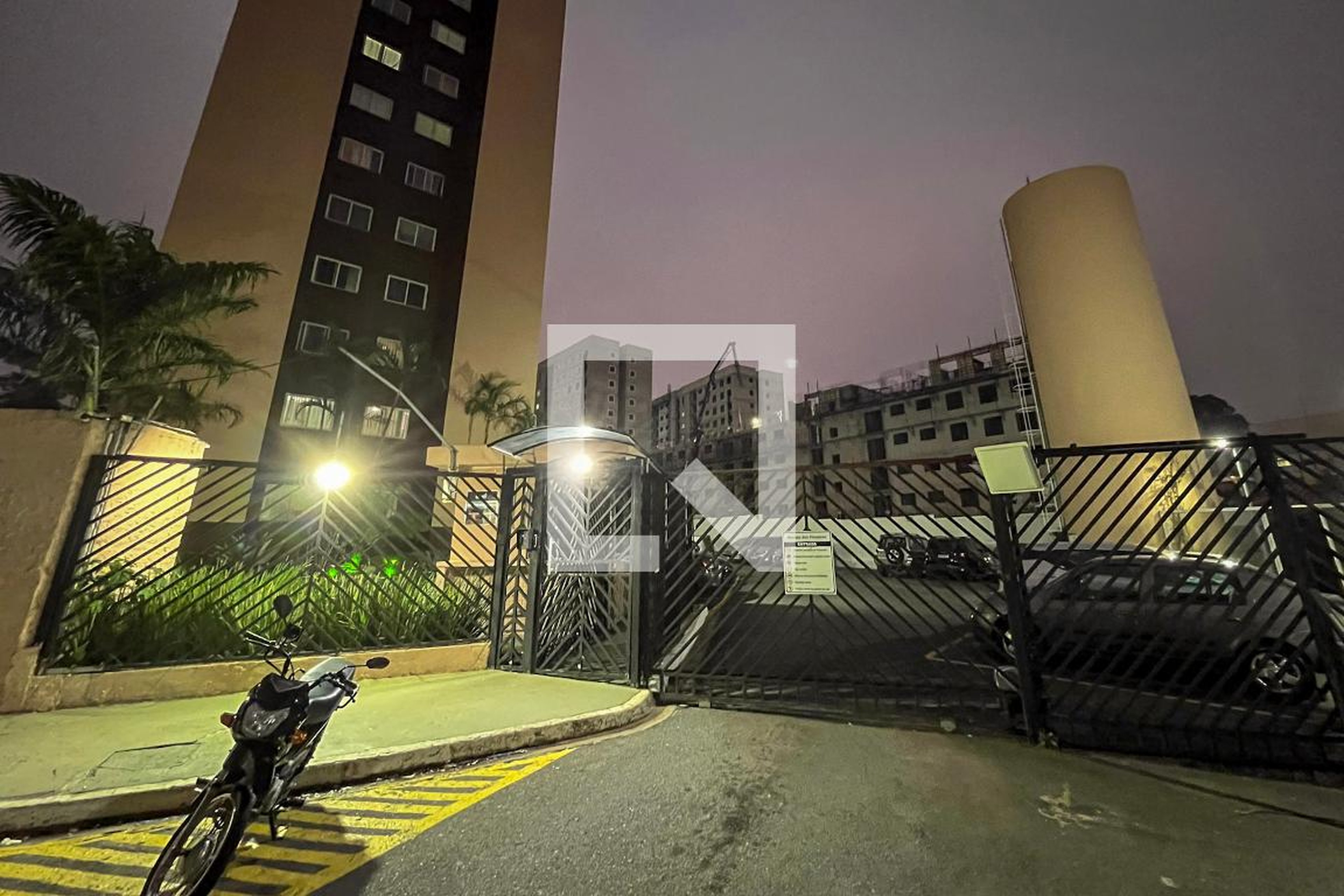 Fachada Condomínio em Rua Giacomo Cozzarelli, 54