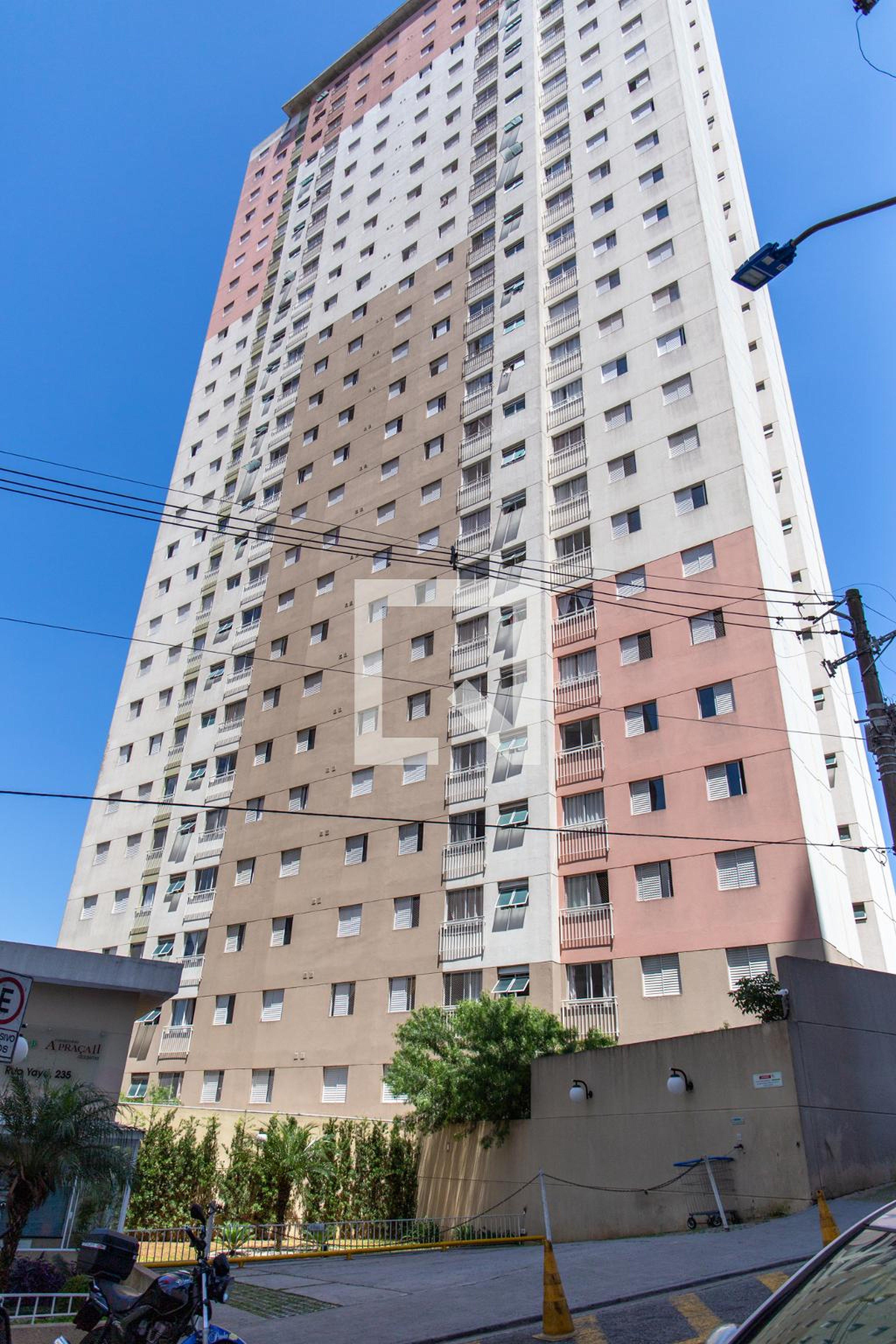 Fachada do Prédio Condomínio A Praça Diadema. II