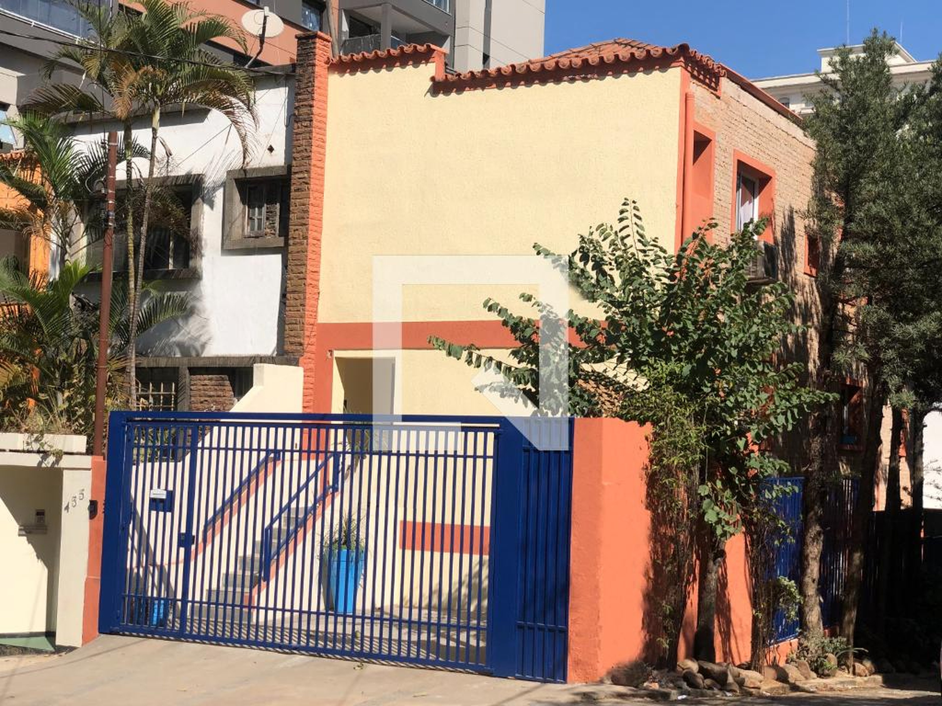 Fachada Condomínio Villa Pinheiros