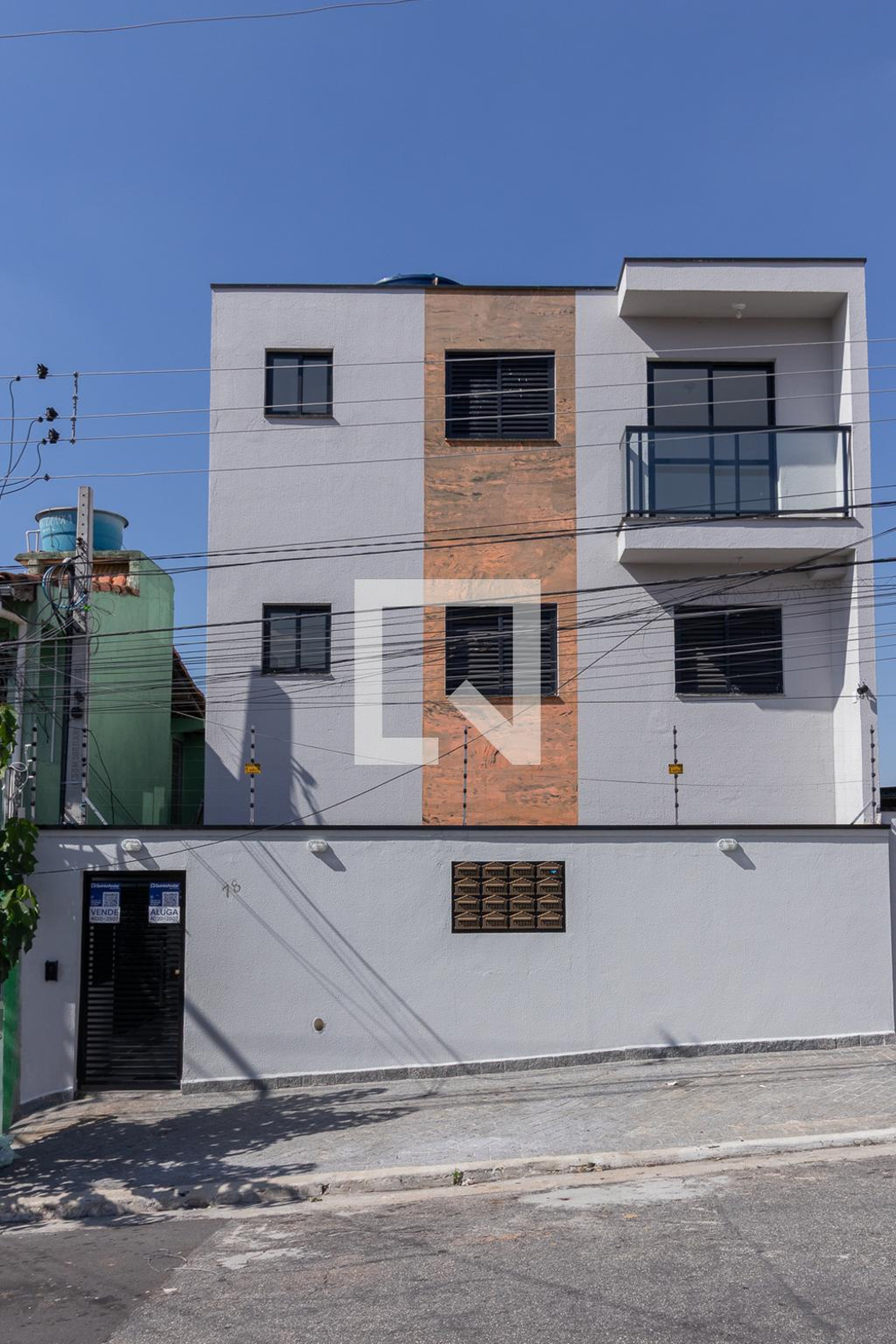 Fachada Condomínio em Rua Senador Godói, 78