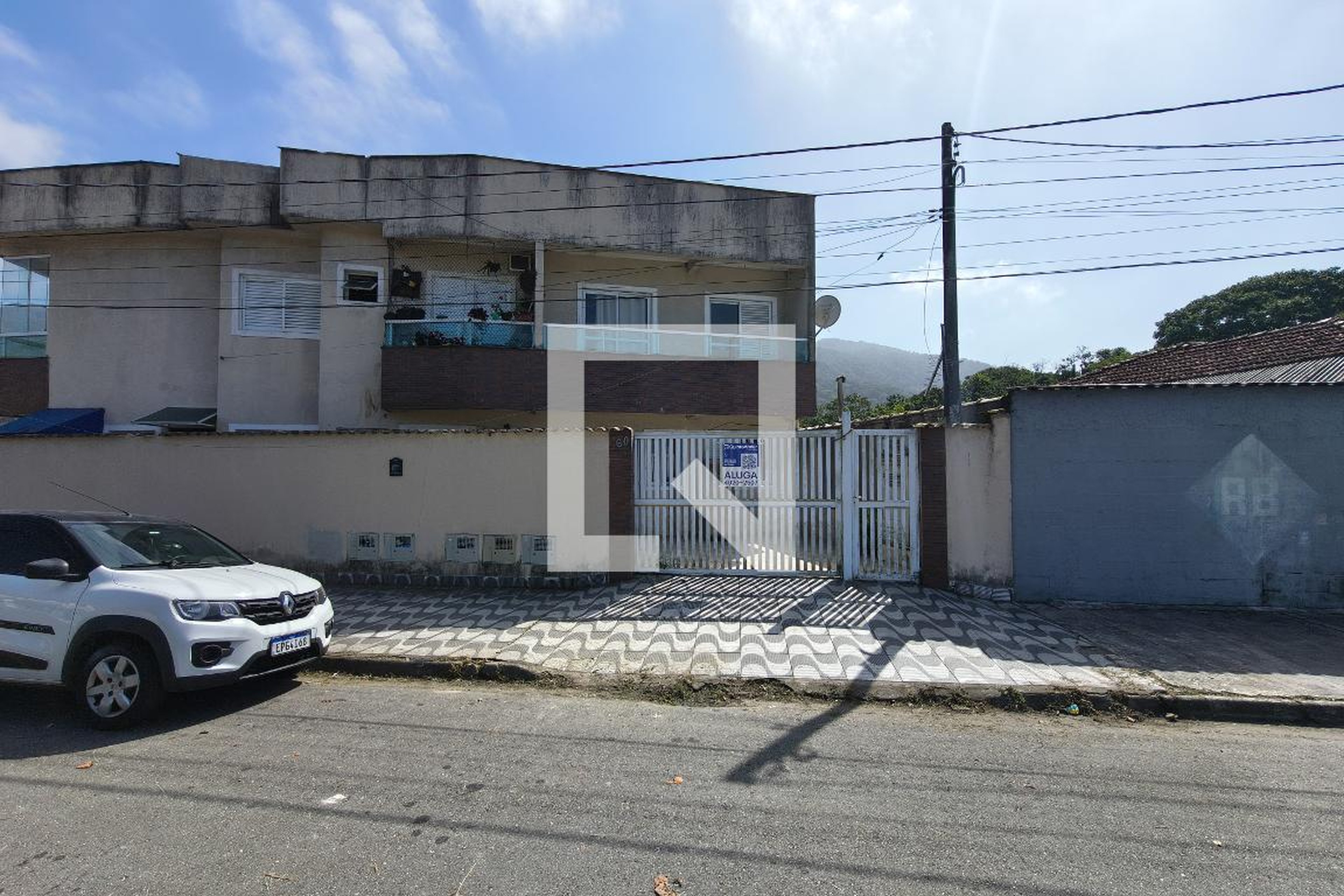 Fachada Condomínio em Rua Turmalina, 60