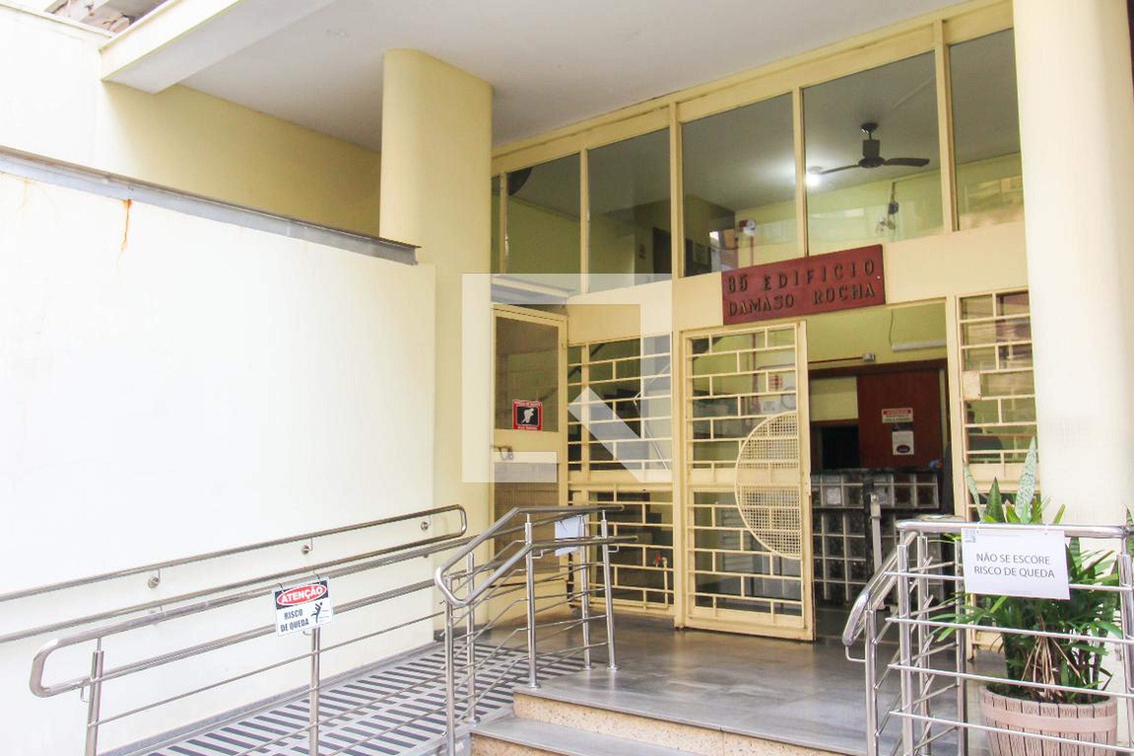 Fachada Edifício Damazo Rocha