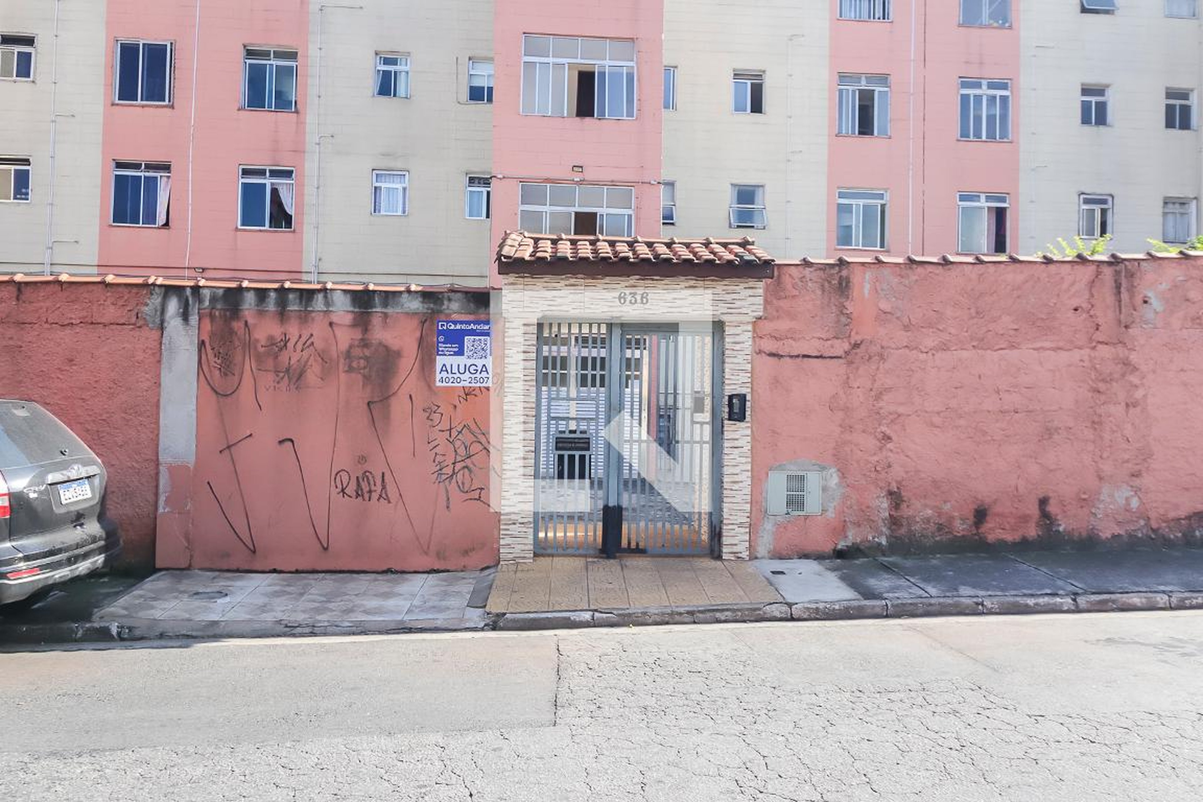 Fachada Condomínio em Rua Frei Antônio Faggiano, 636