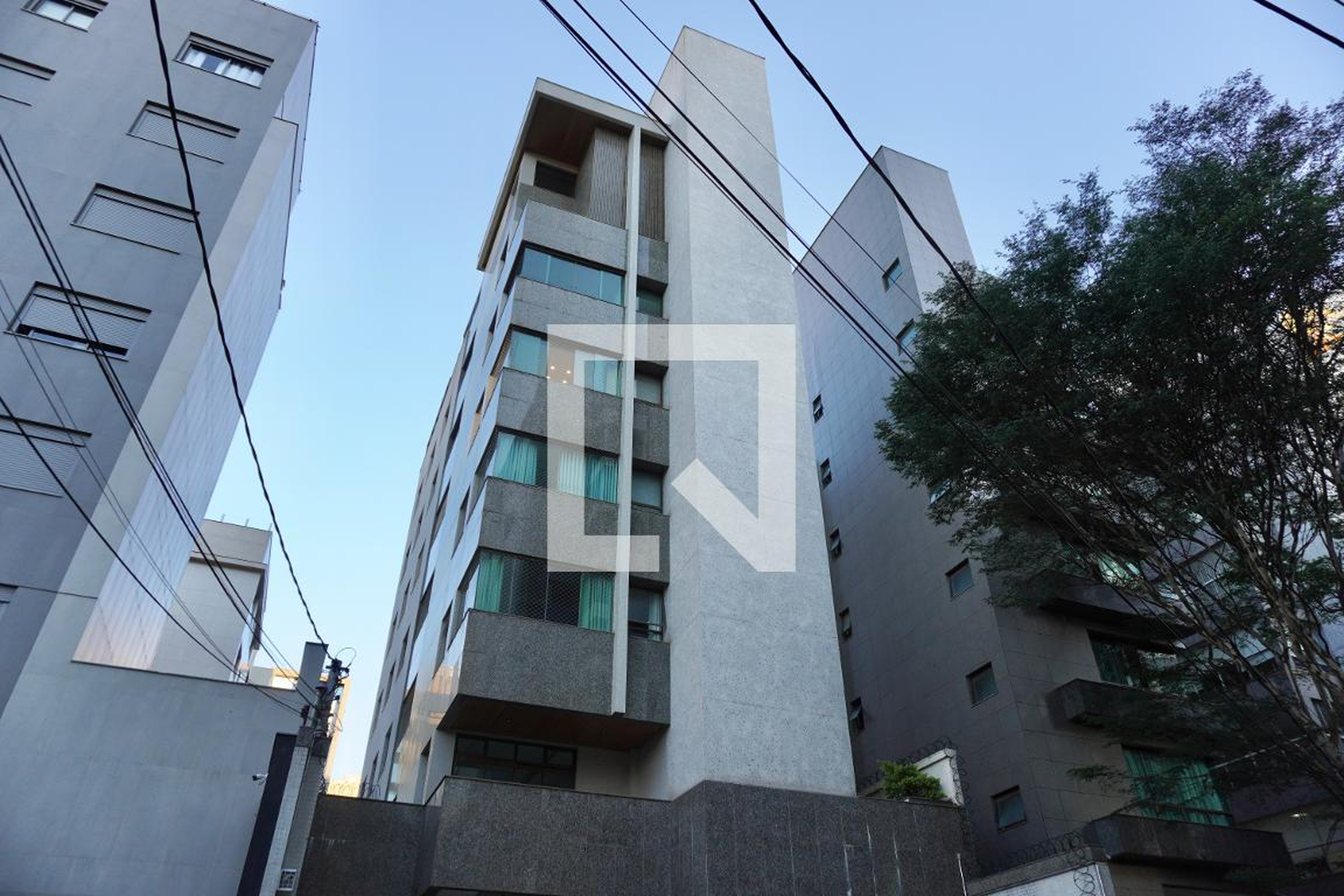 Fachada do Prédio Condomínio em Rua Ramalhete, 586