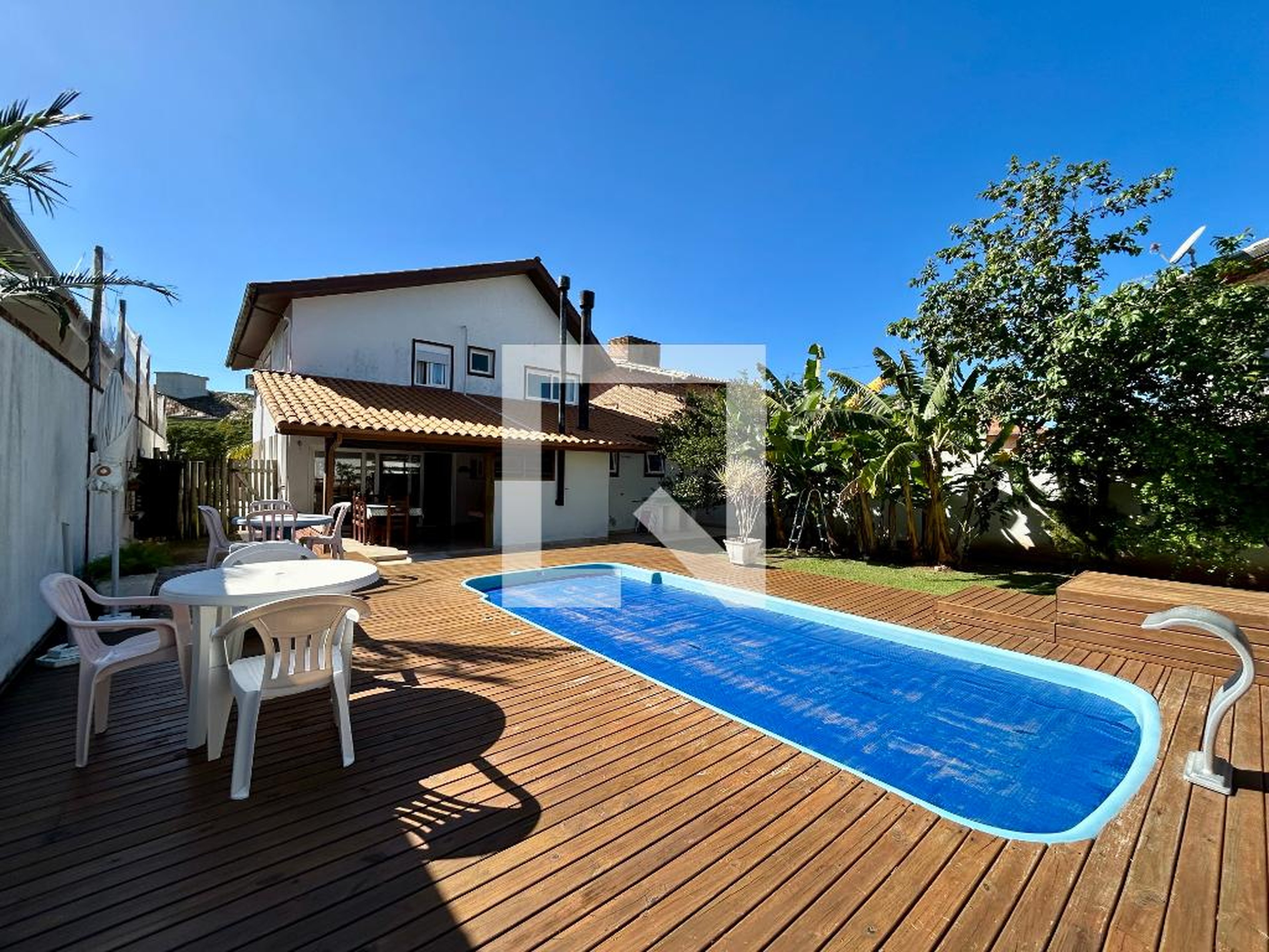 Piscina - Village das Acácias