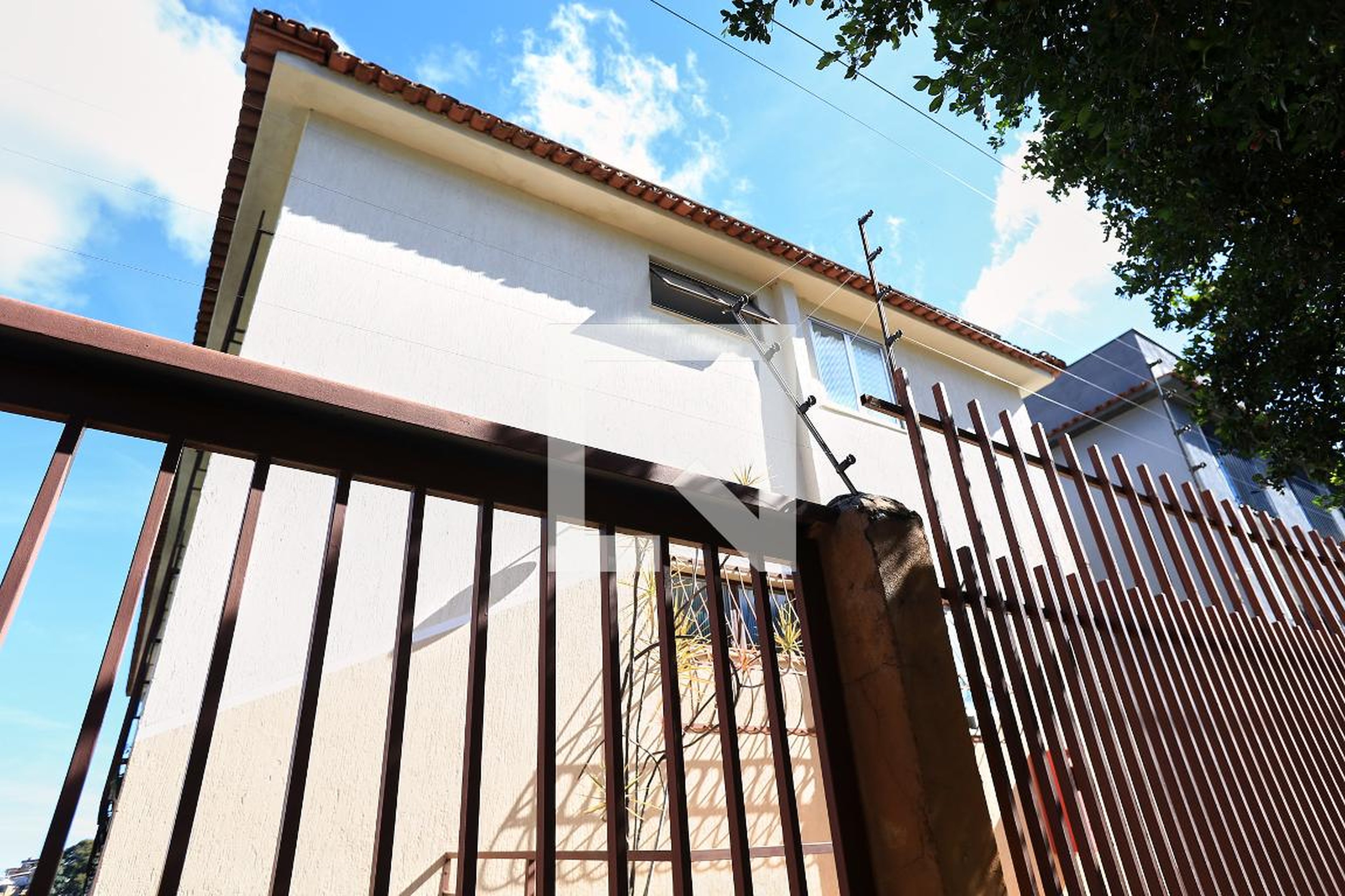 Fachada Condomínio em Rua Teresópolis, 183