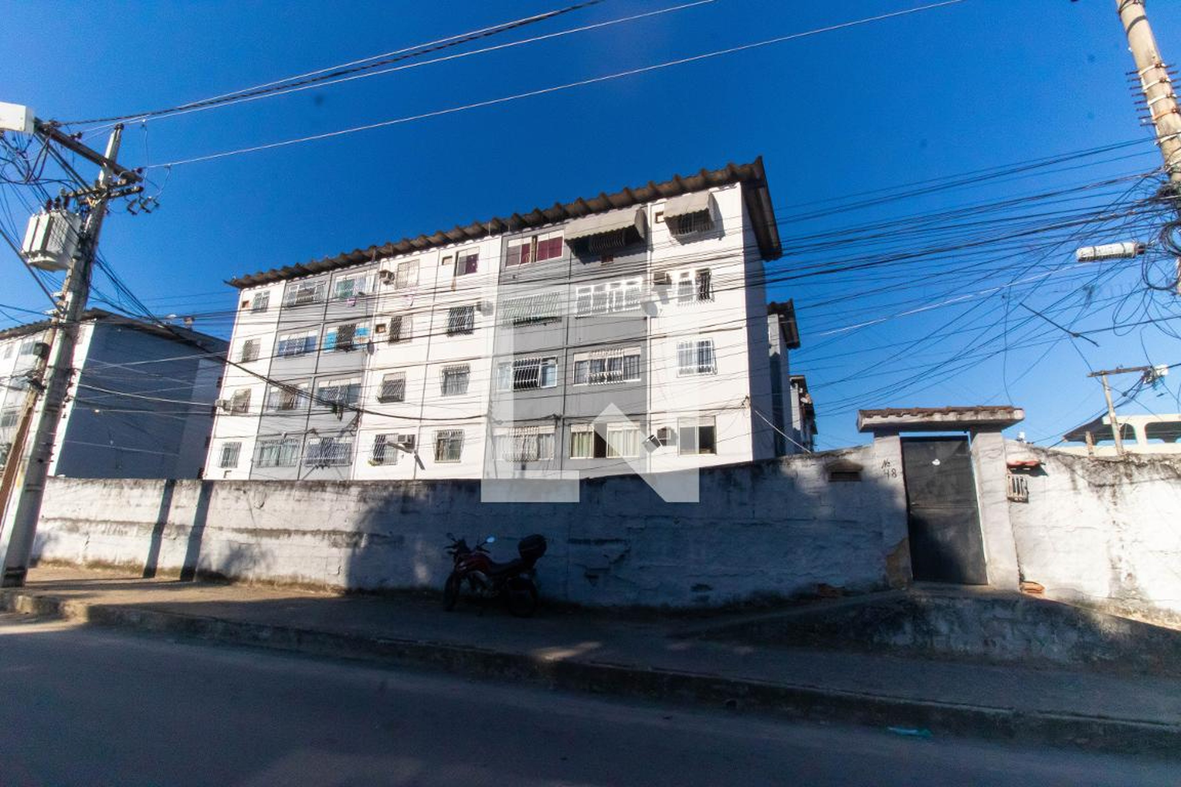 Fachada Condomínio em Avenida Canal, 48