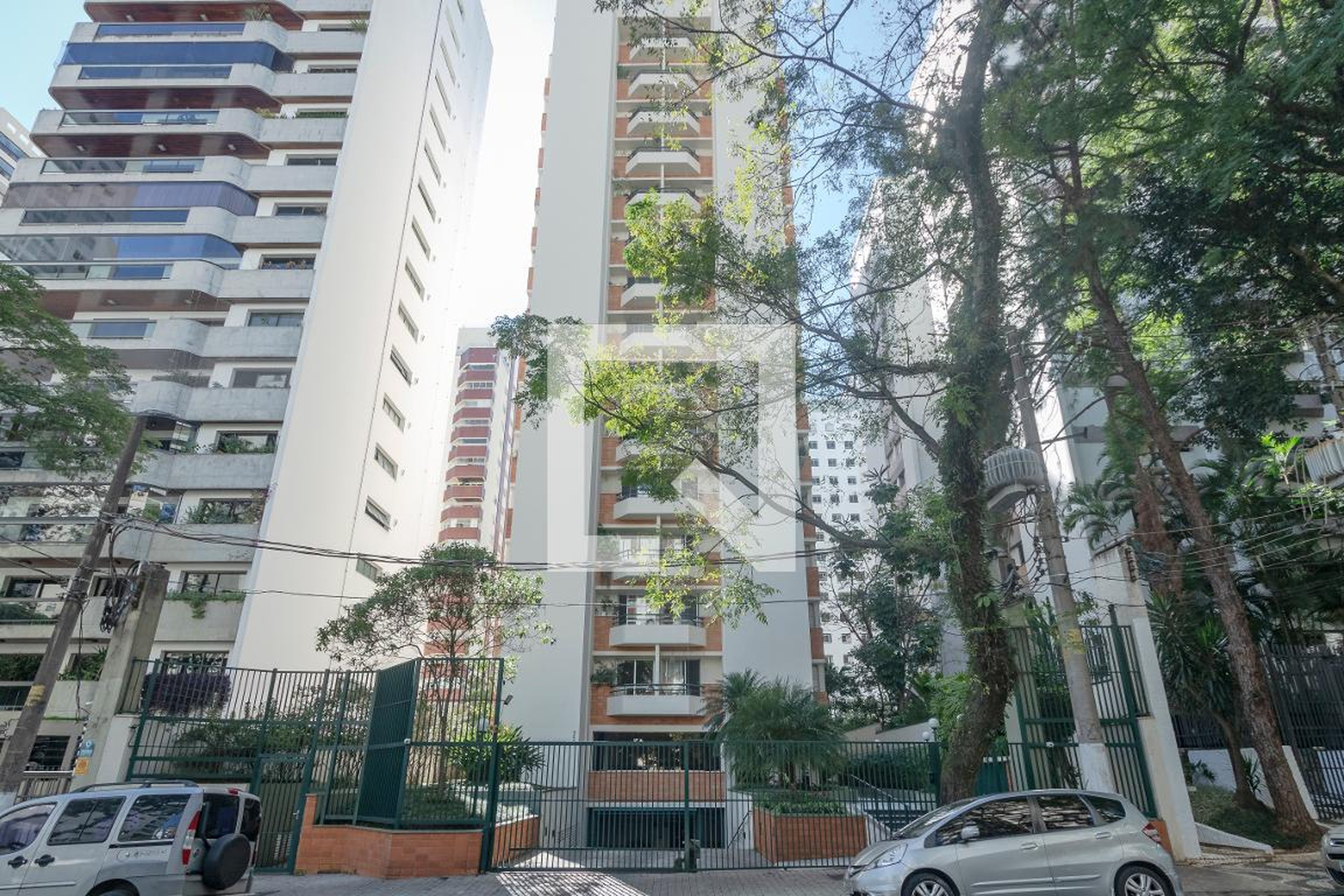 Fachada Condomínio em Rua Édison, 0