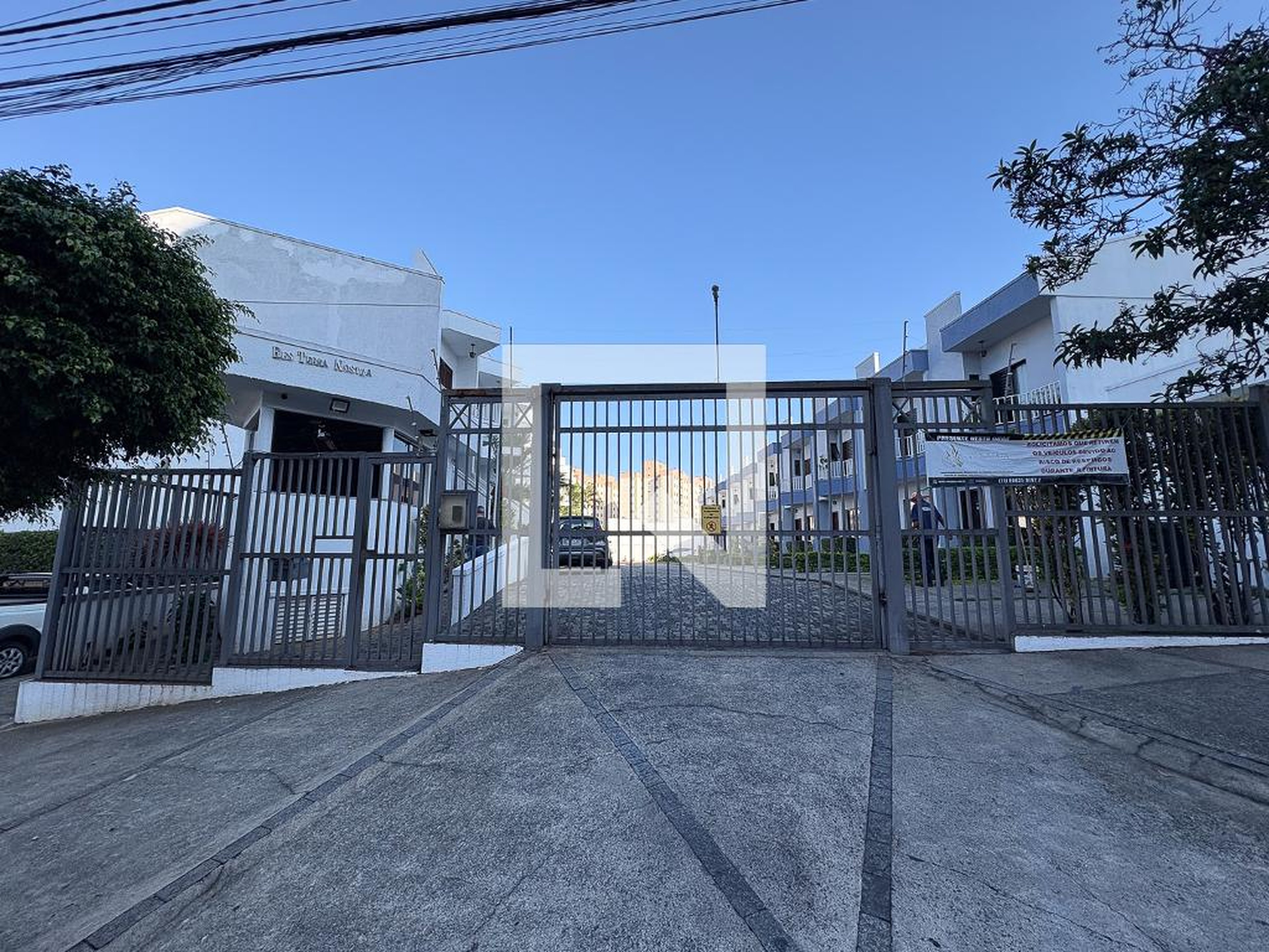 Fachada Condomínio Terra Nostra III
