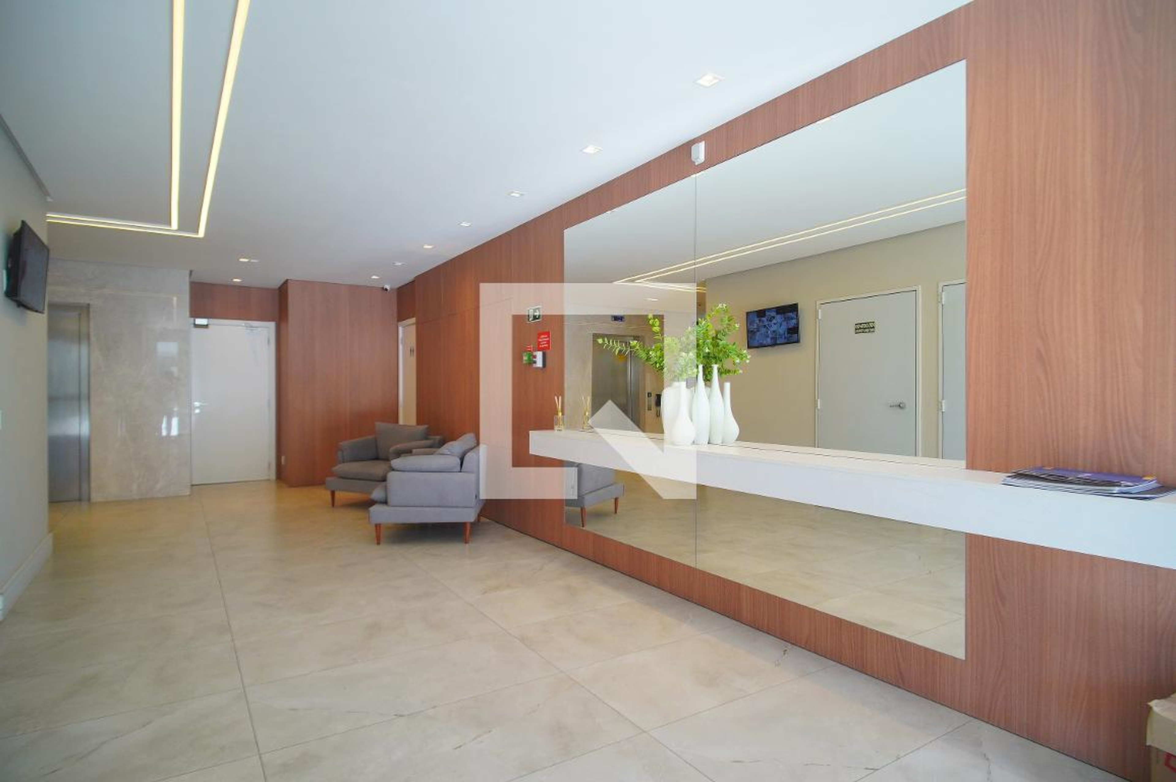 Hall de entrada - Jardins