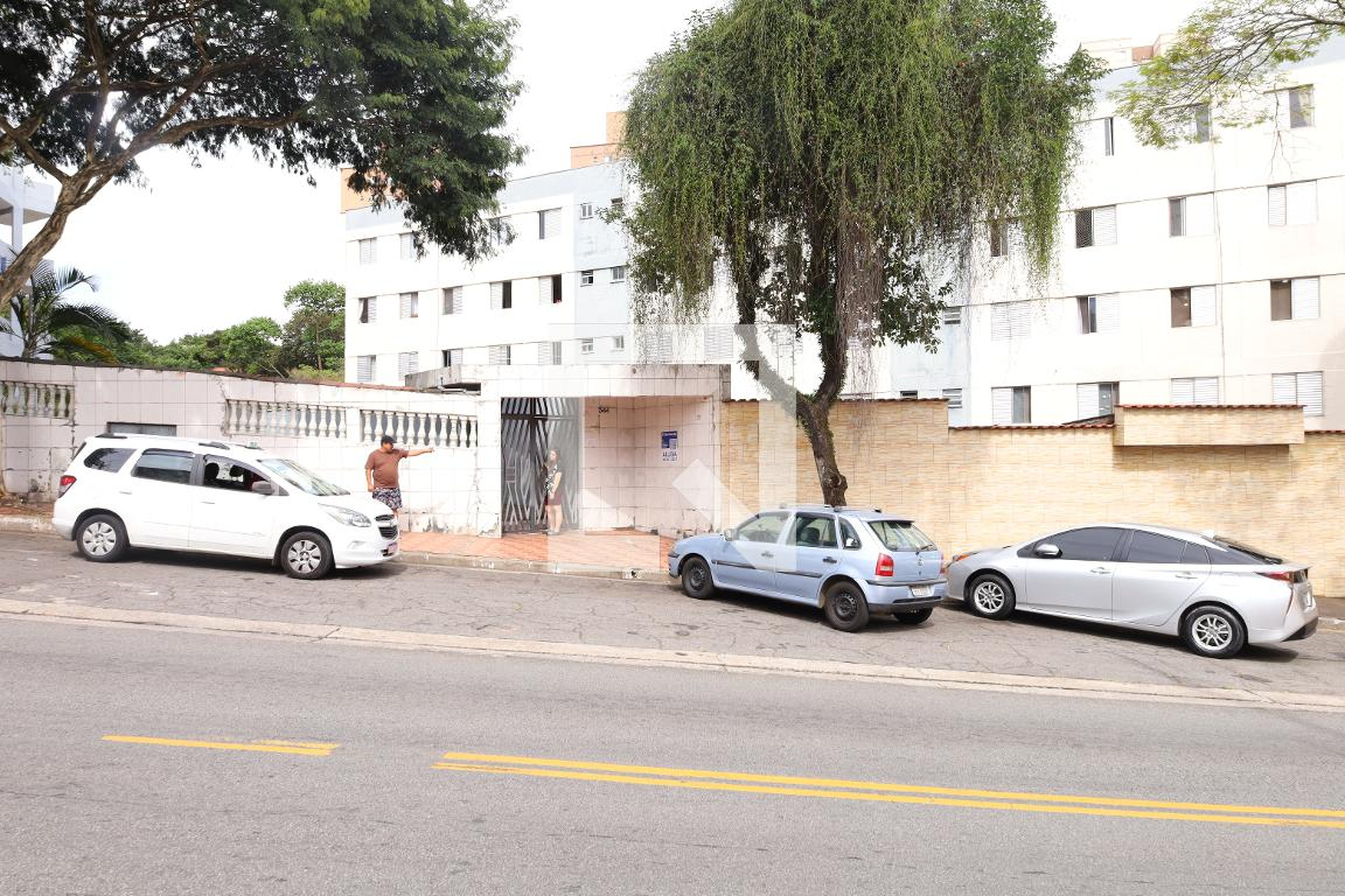 Fachada Condomínio em Rua Bartolomeu Ferrari, 544
