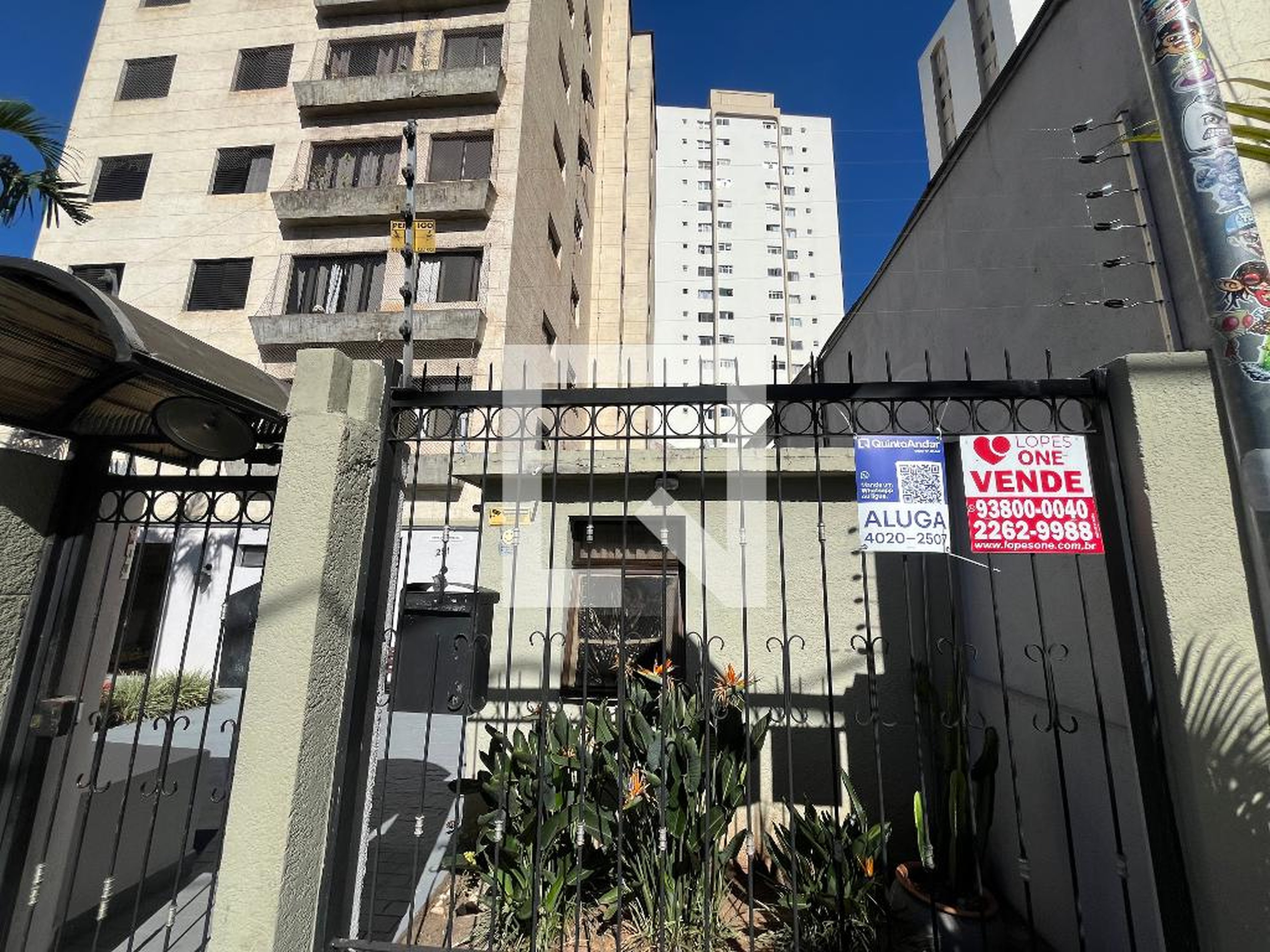 Fachada Condomínio em Rua Doutor Natalino Righeto, 130