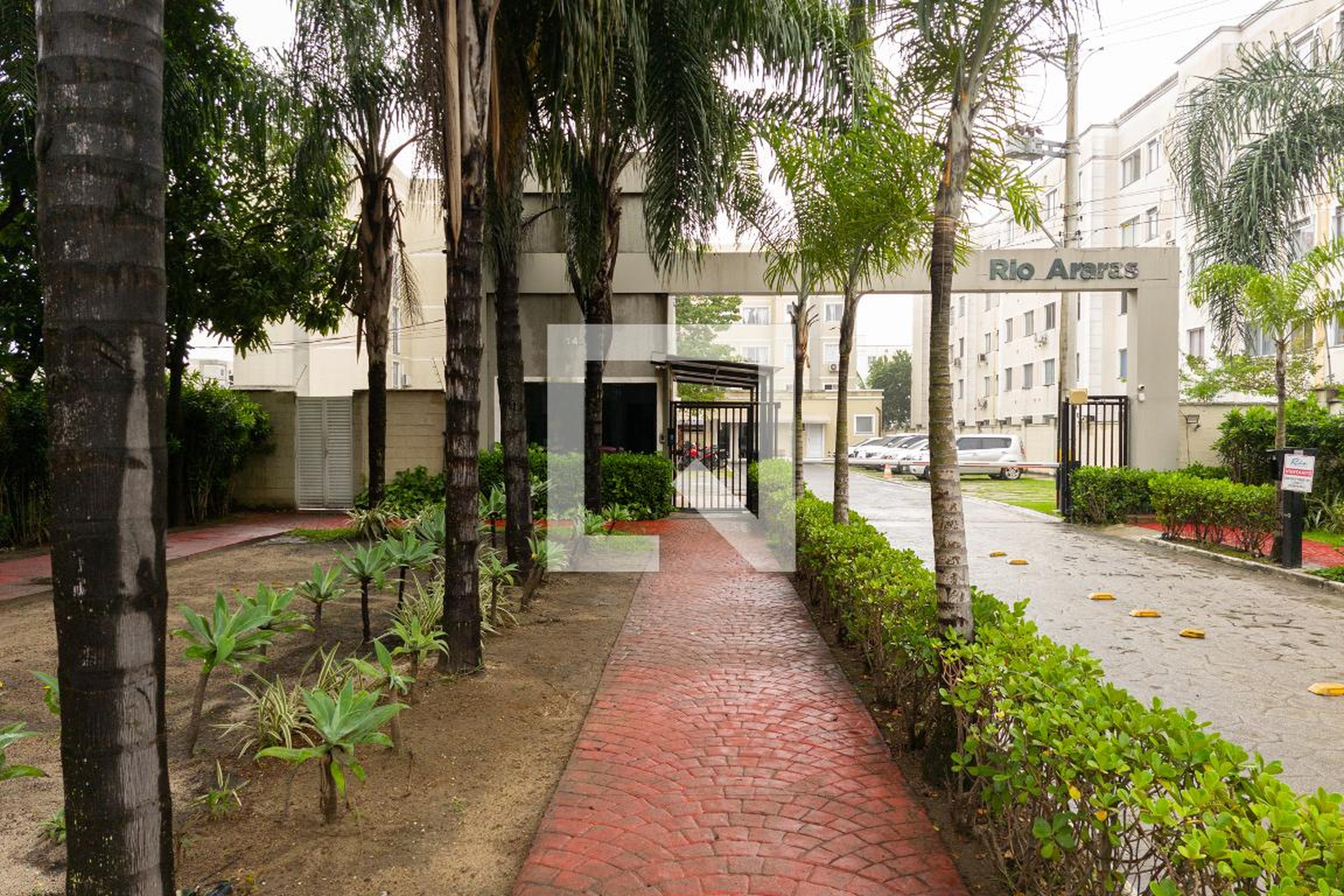 Fachada Condomínio em Avenida Padre Guilherme Decaminada, 1407