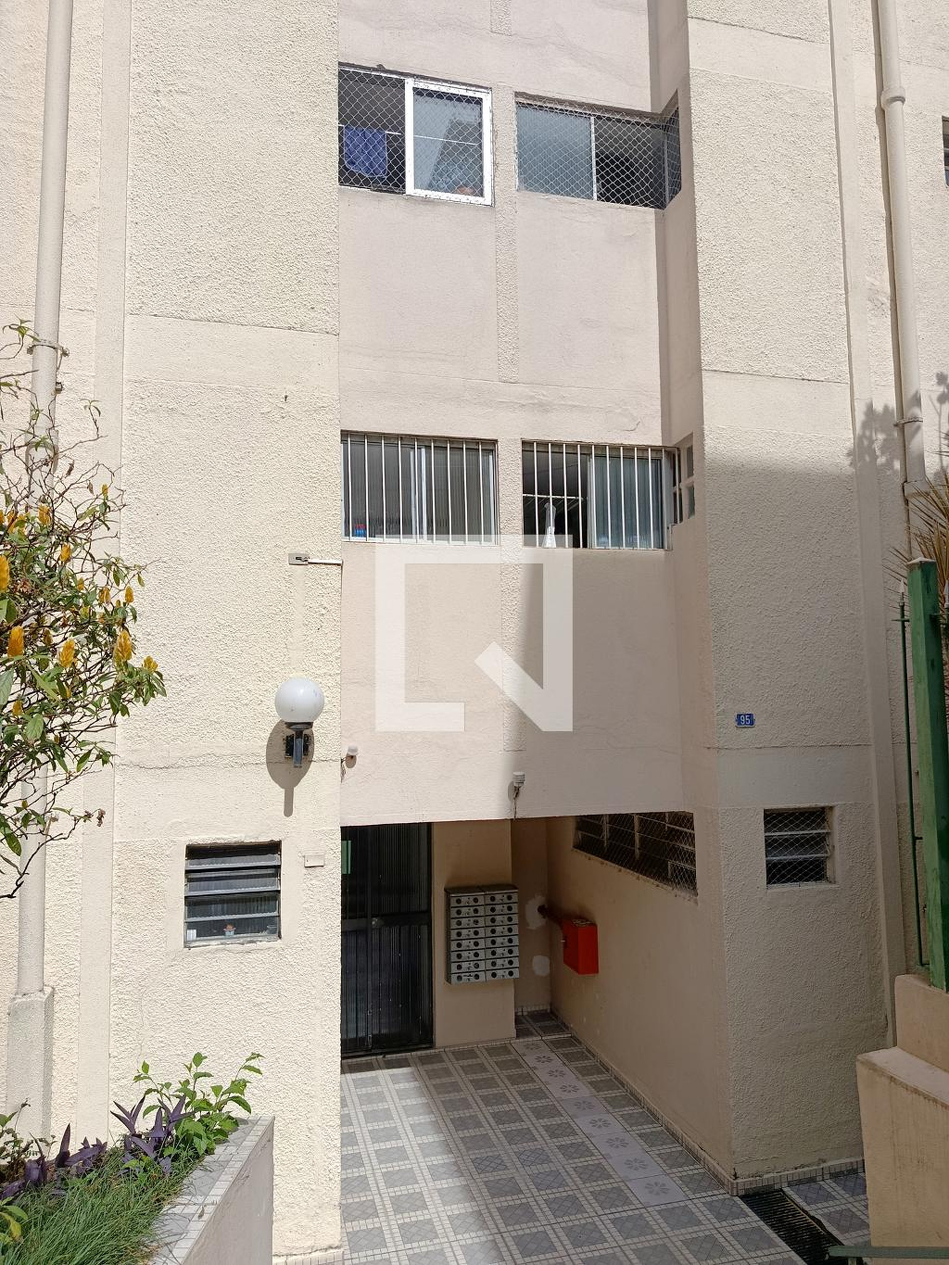 Fachada Edifício residencial Alto de Pinheiros 2000