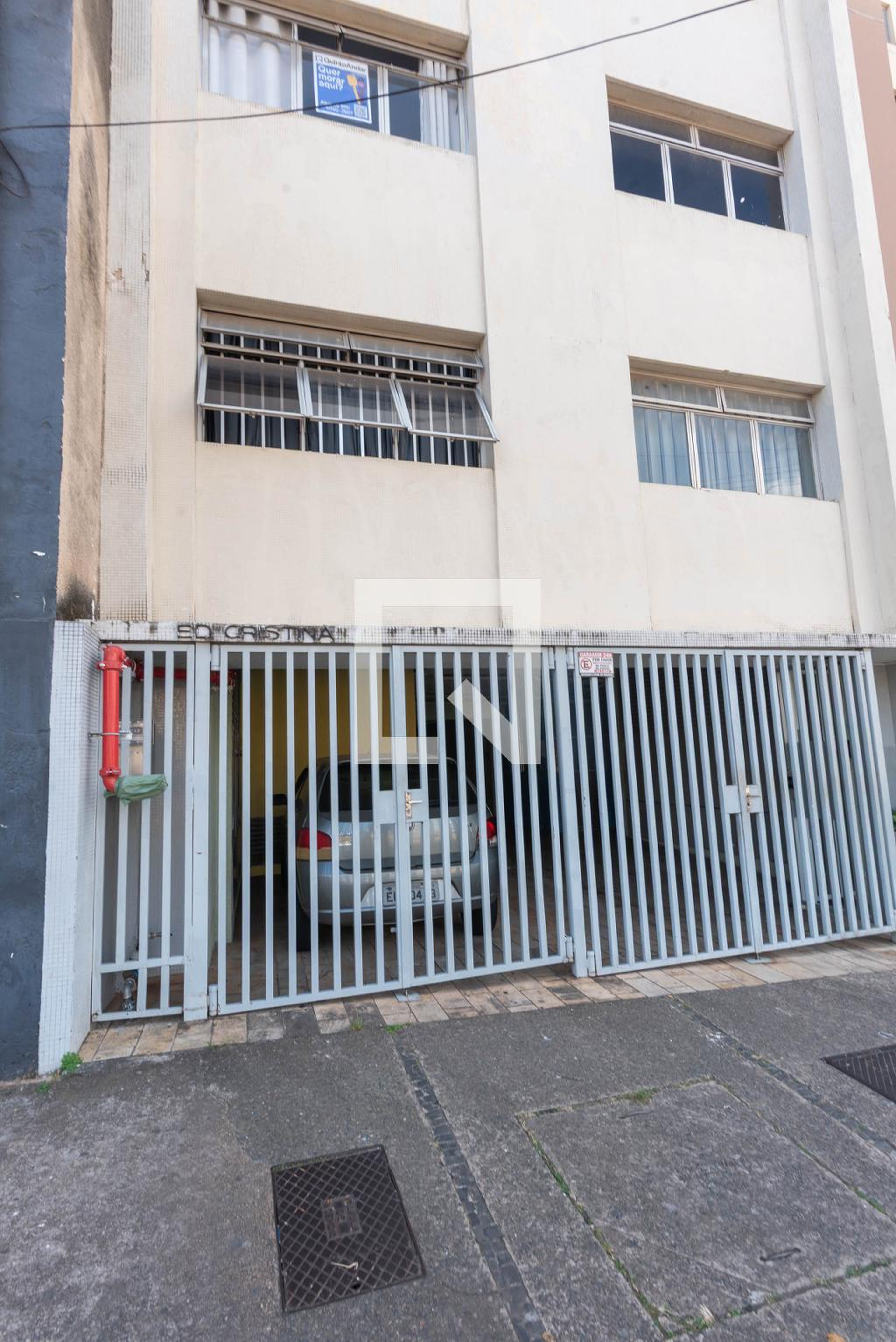 Fachada Condomínio em Rua Culto à Ciência, 44