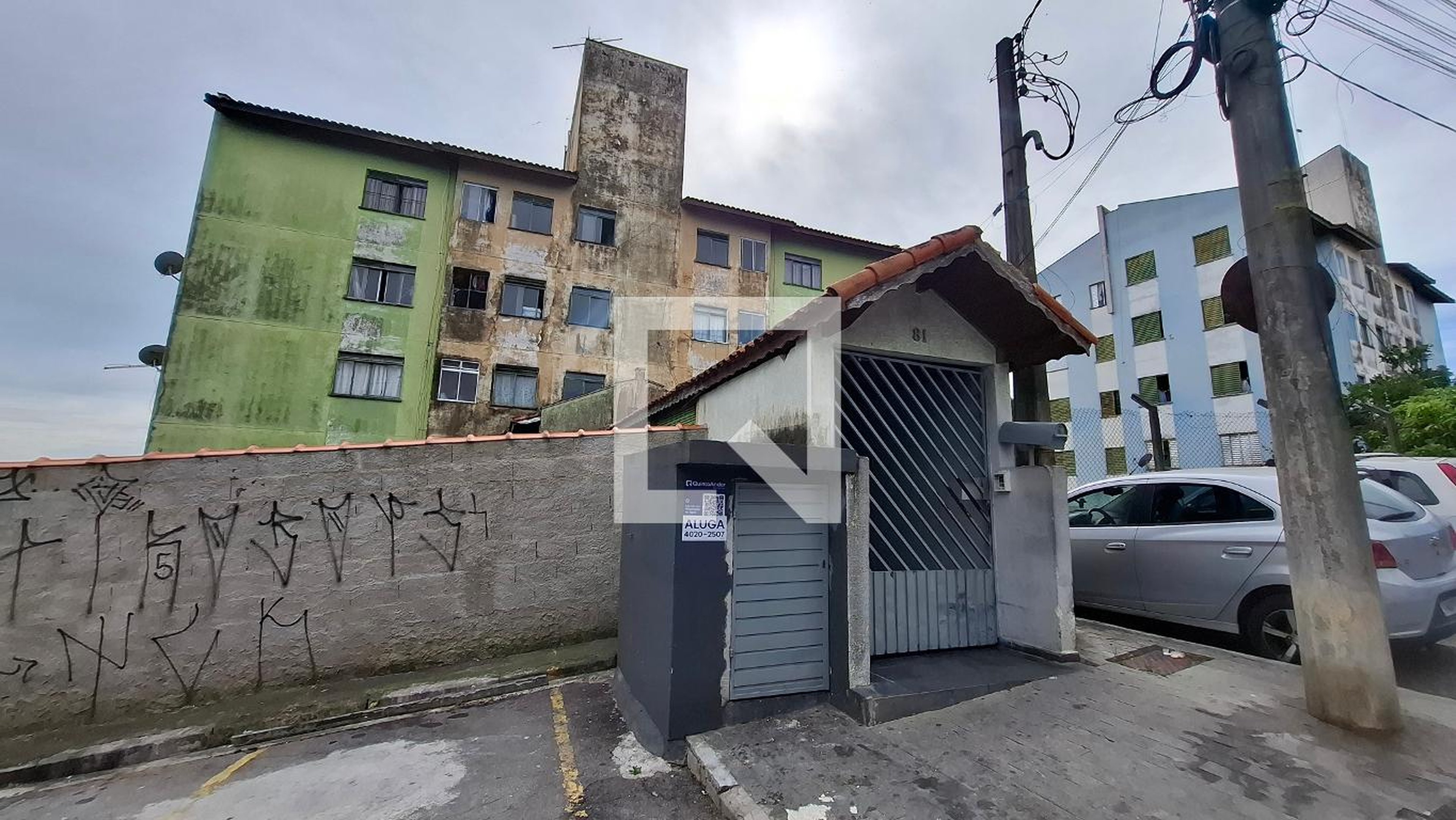 Fachada Condomínio em Rua dos Dominicanos, 1