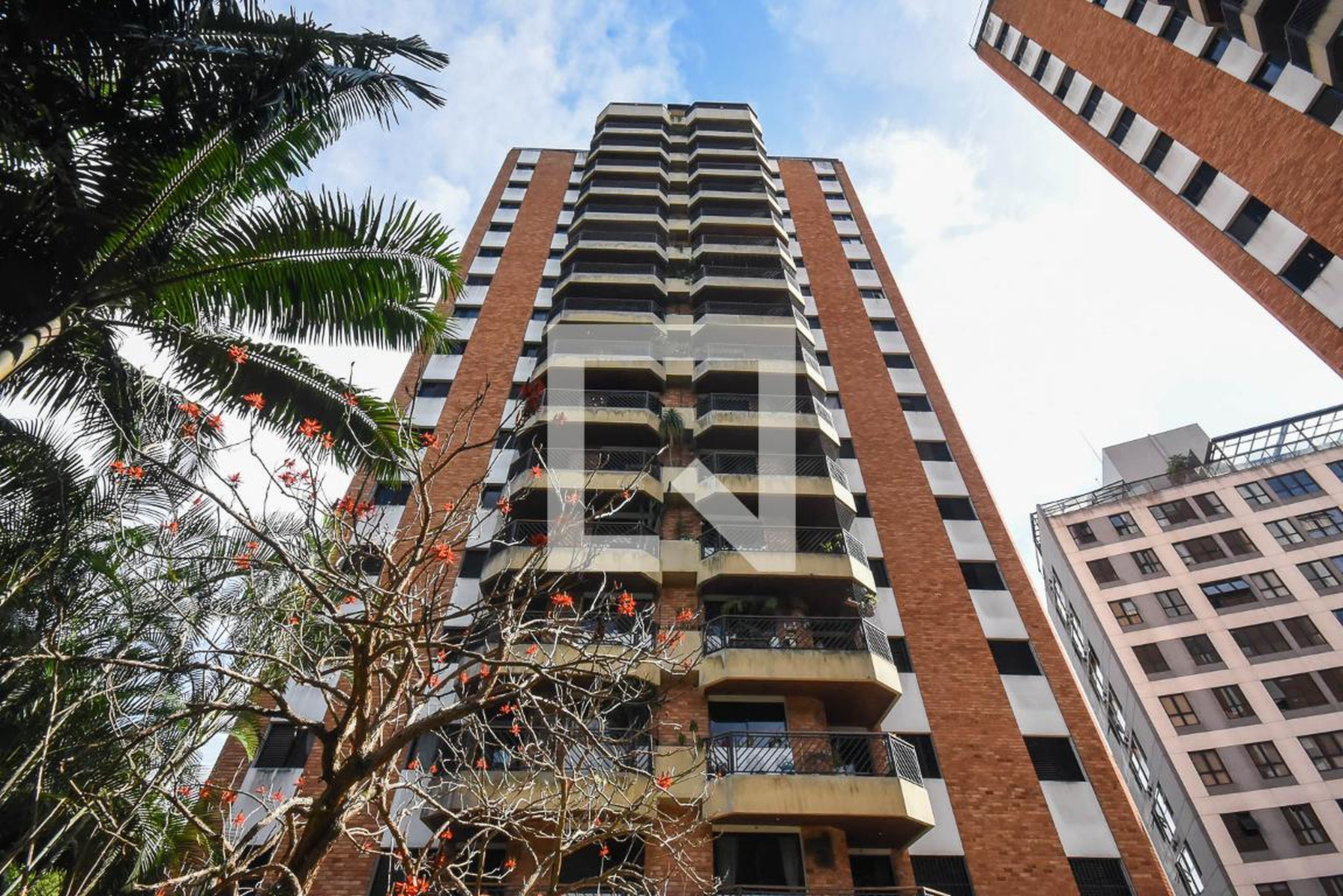 Fachada Condomínio Villa Escócia