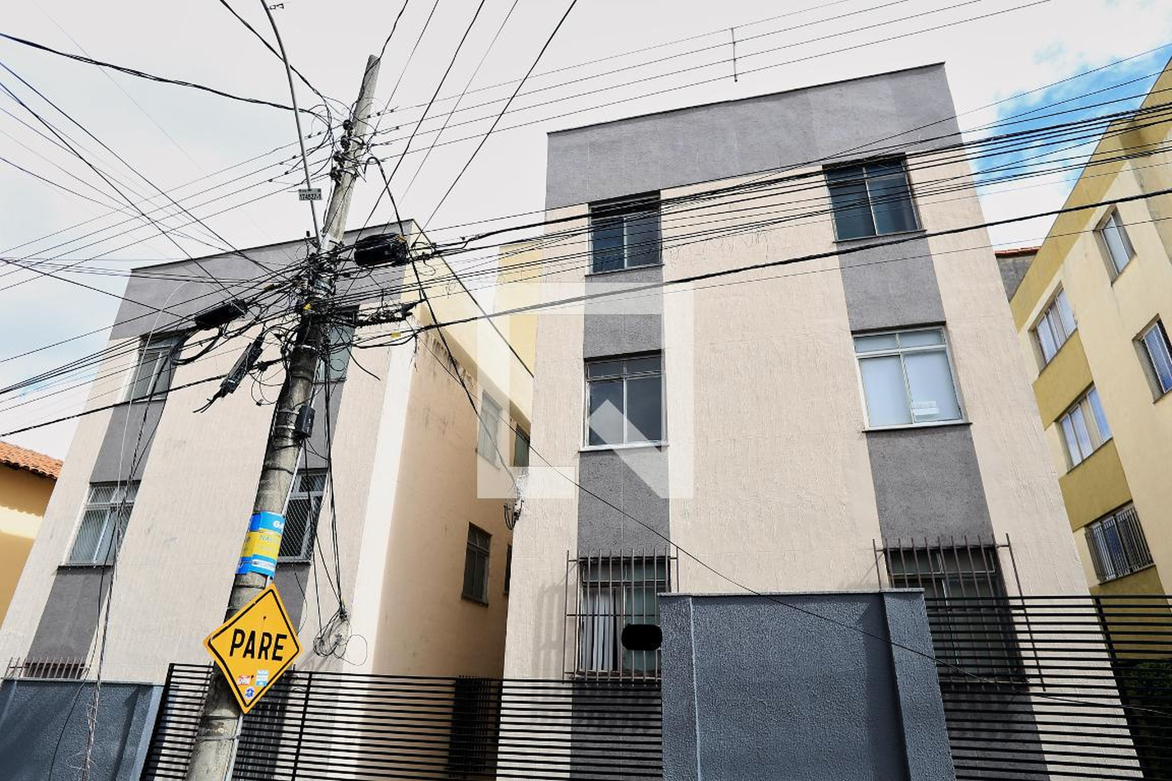 Fachada Condomínio em Rua São Mateus, 295
