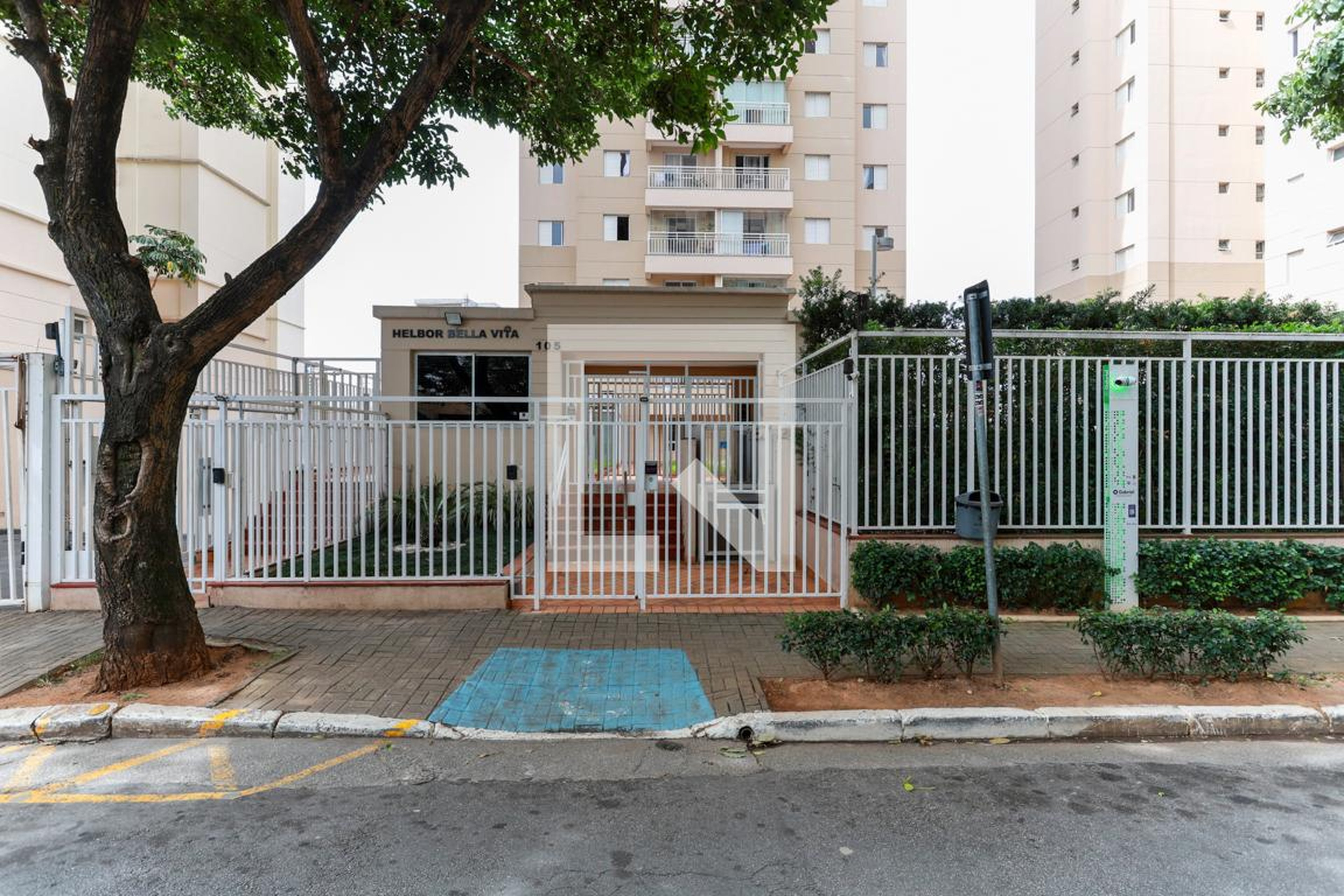 Fachada do condomínio Condomínio Bella Vita I