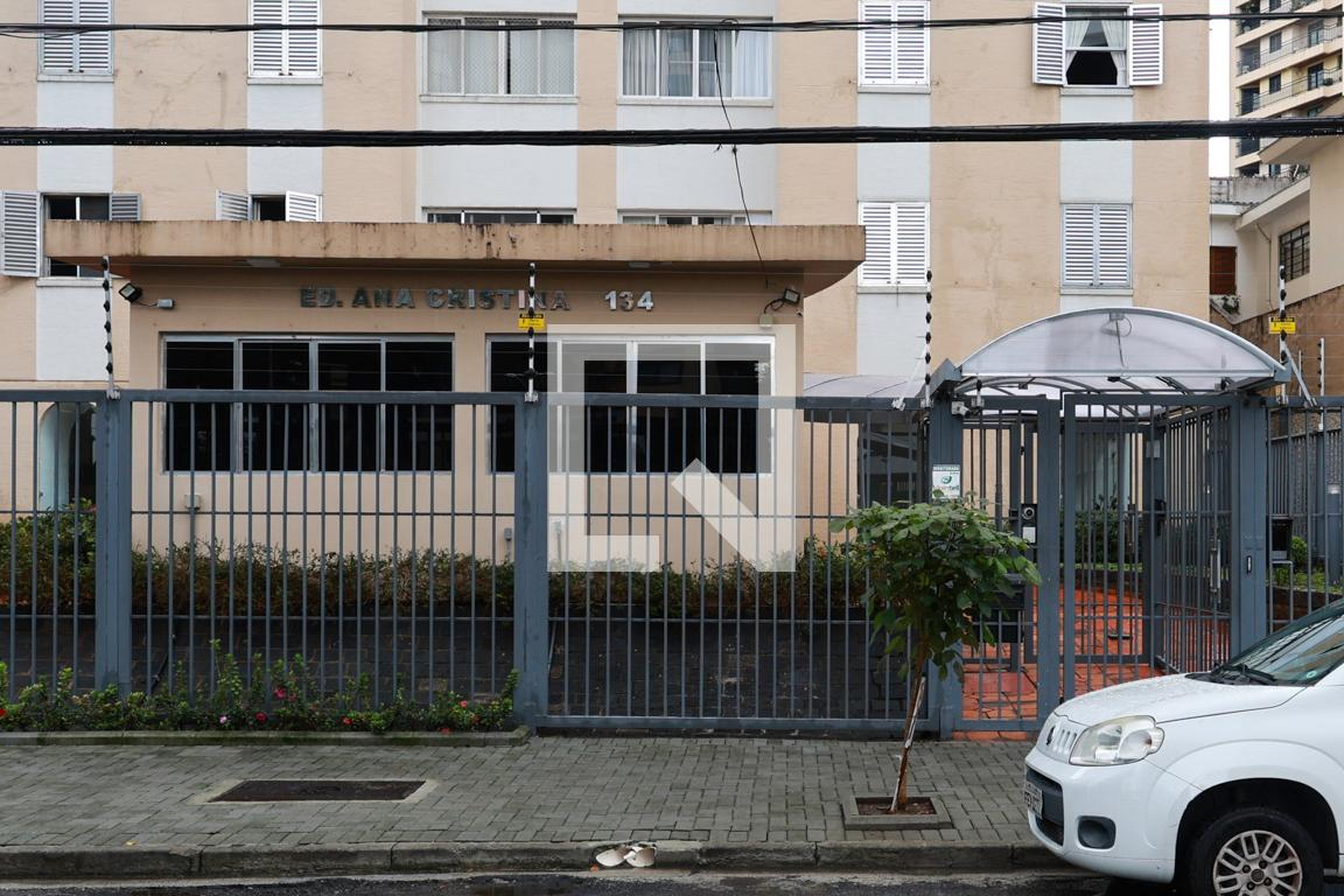 Fachada do condomínio Edifício Ana Cristina