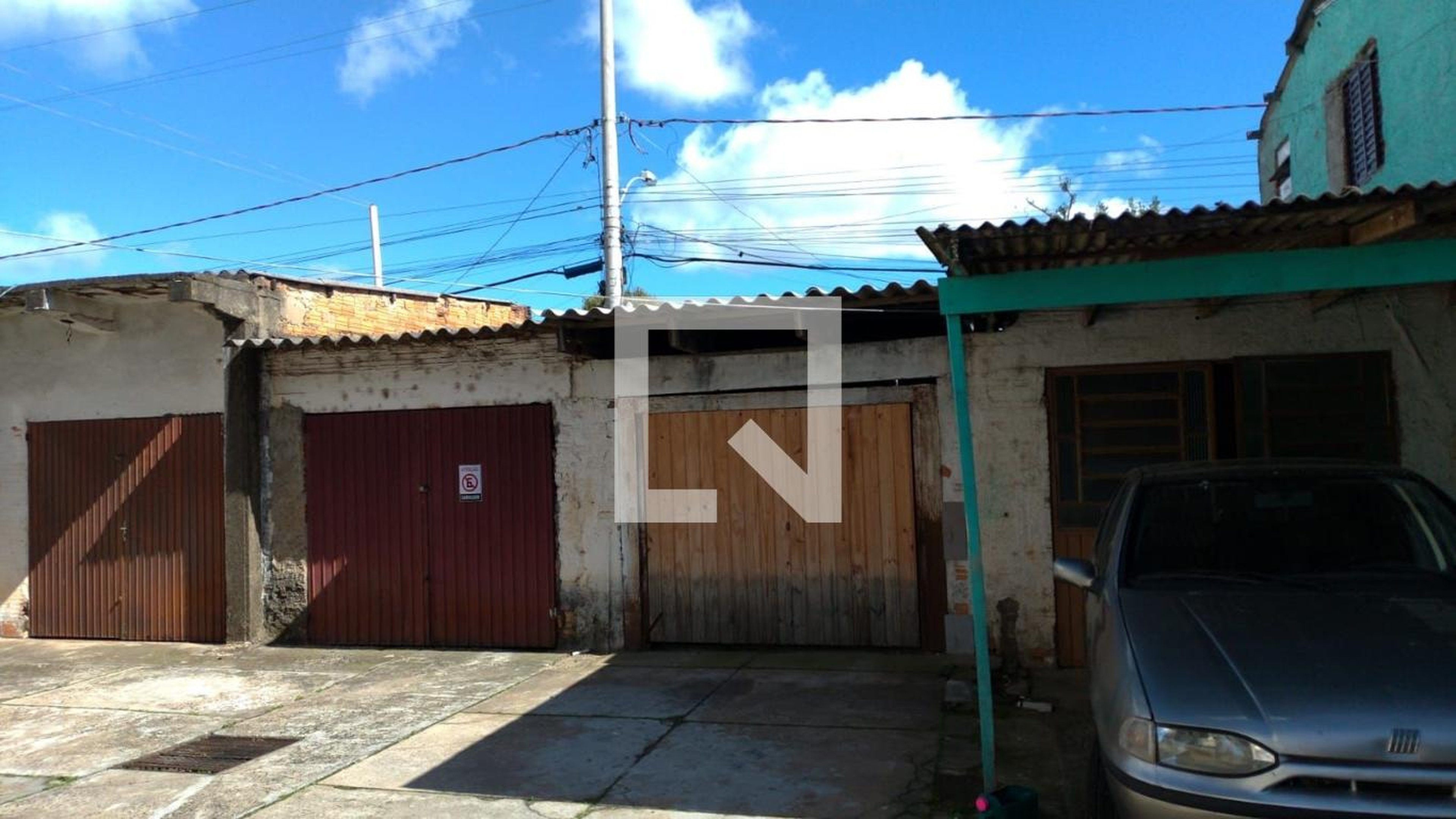 Fachada Condomínio em Avenida Dezessete de Abril, 17