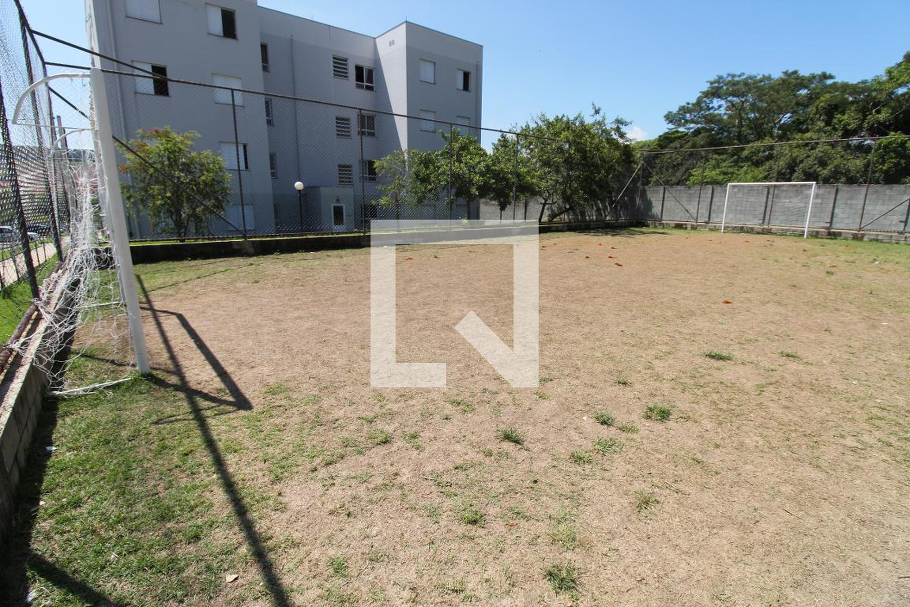 Quadra Esportiva Condomínio em Estrada do Cajuru, 812