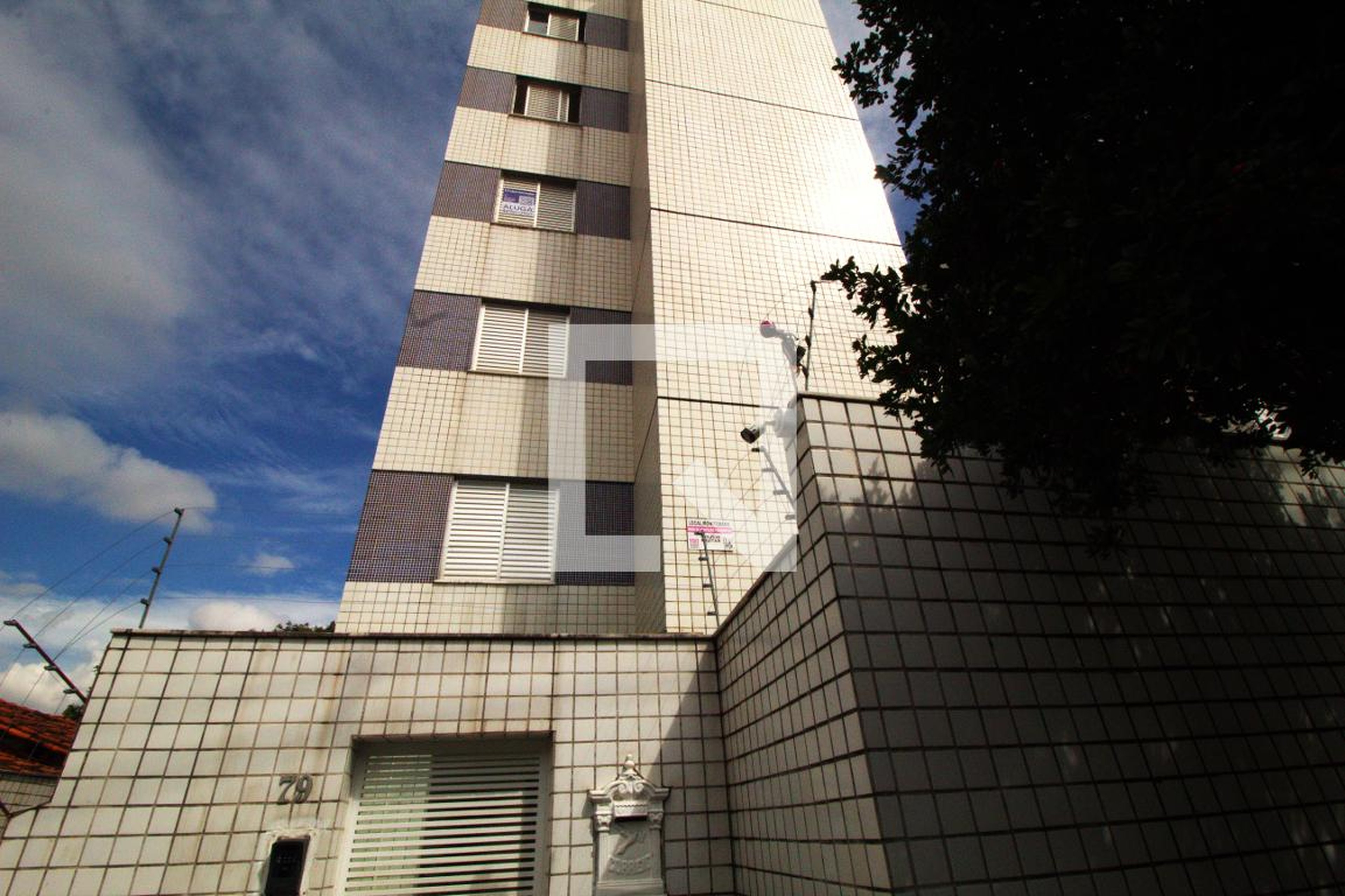 Fachada do Prédio Condomínio em Rua Pintagol, 79