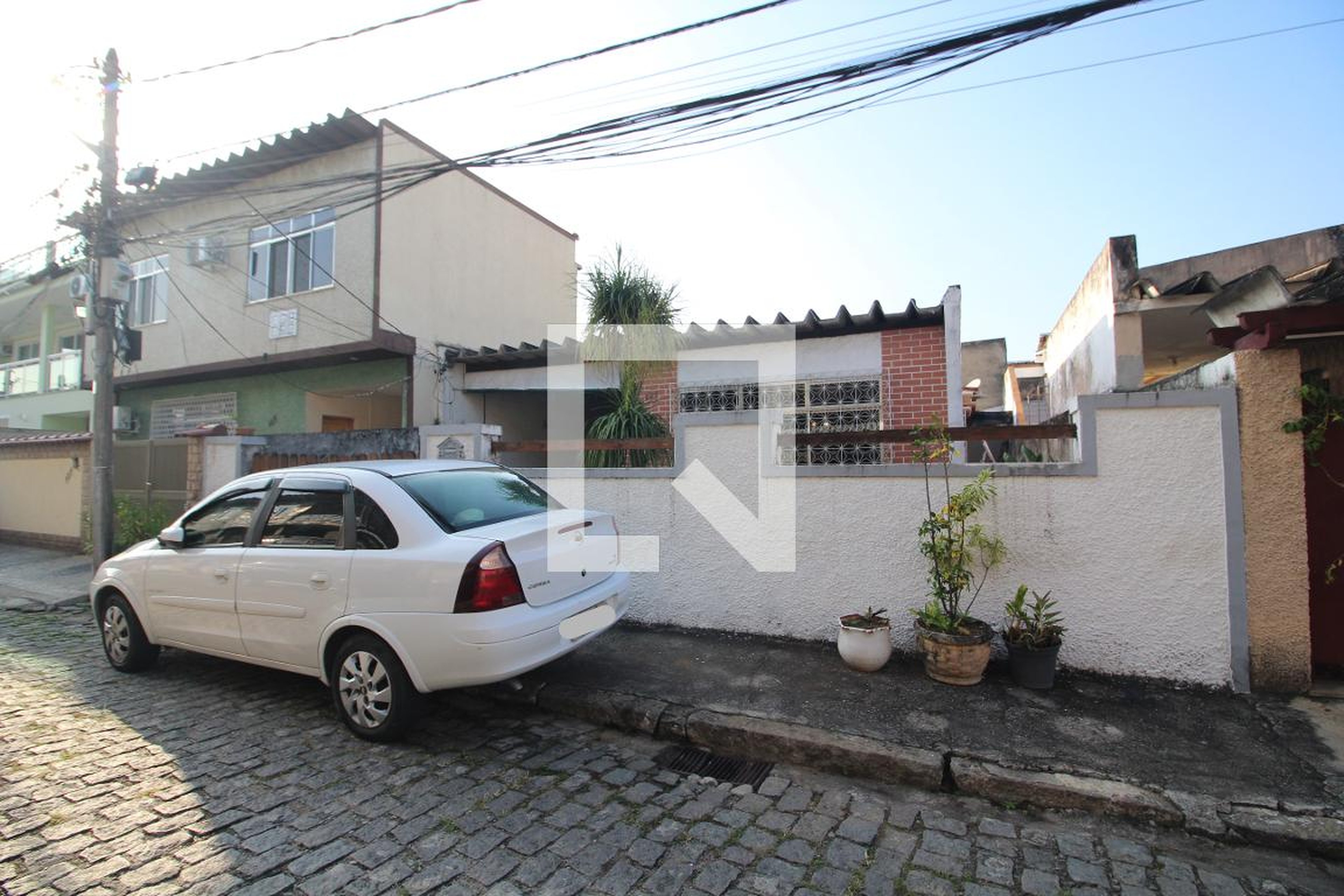Fachada Condomínio em Rua A, 1477