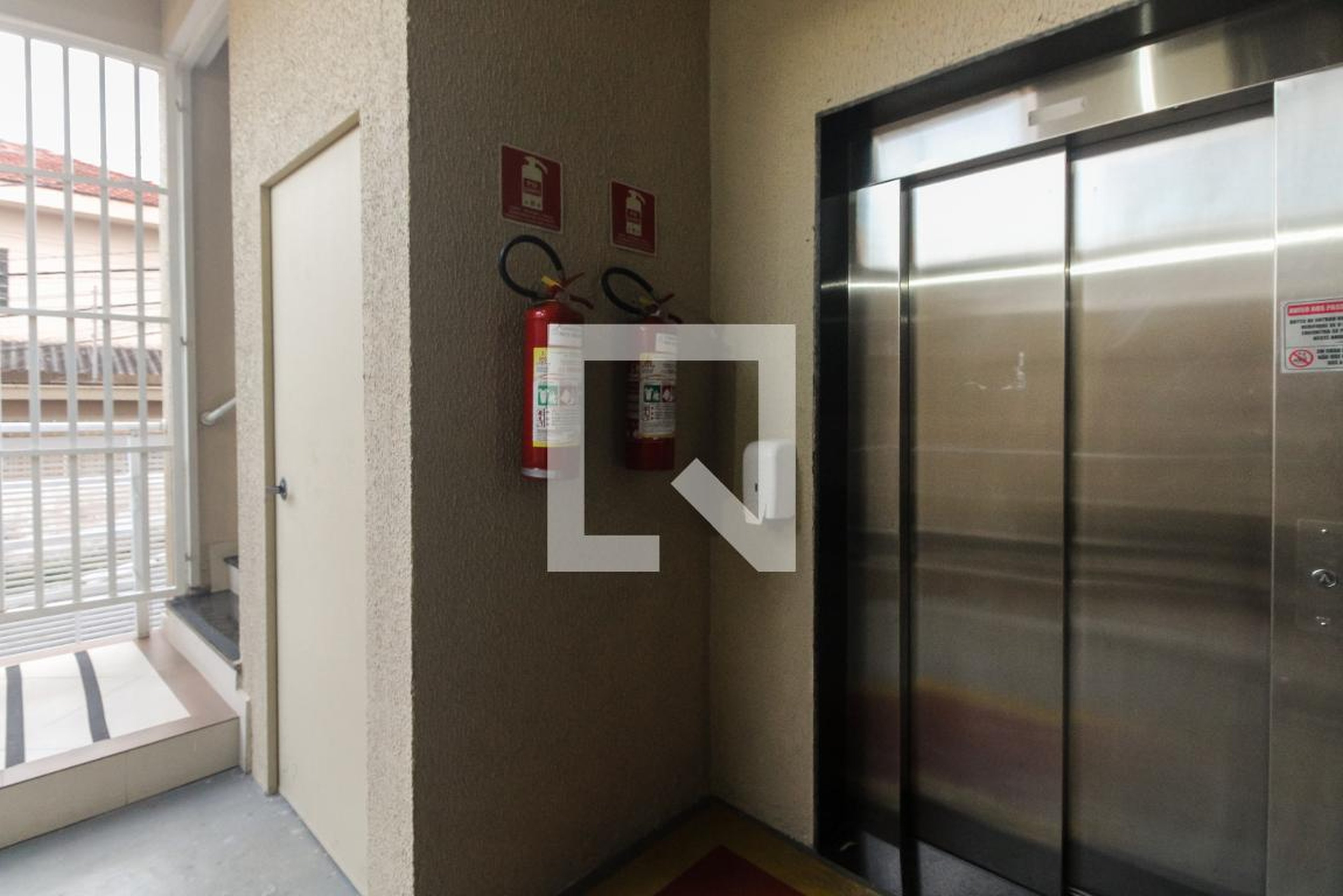 Condomínio - Residencial Neon