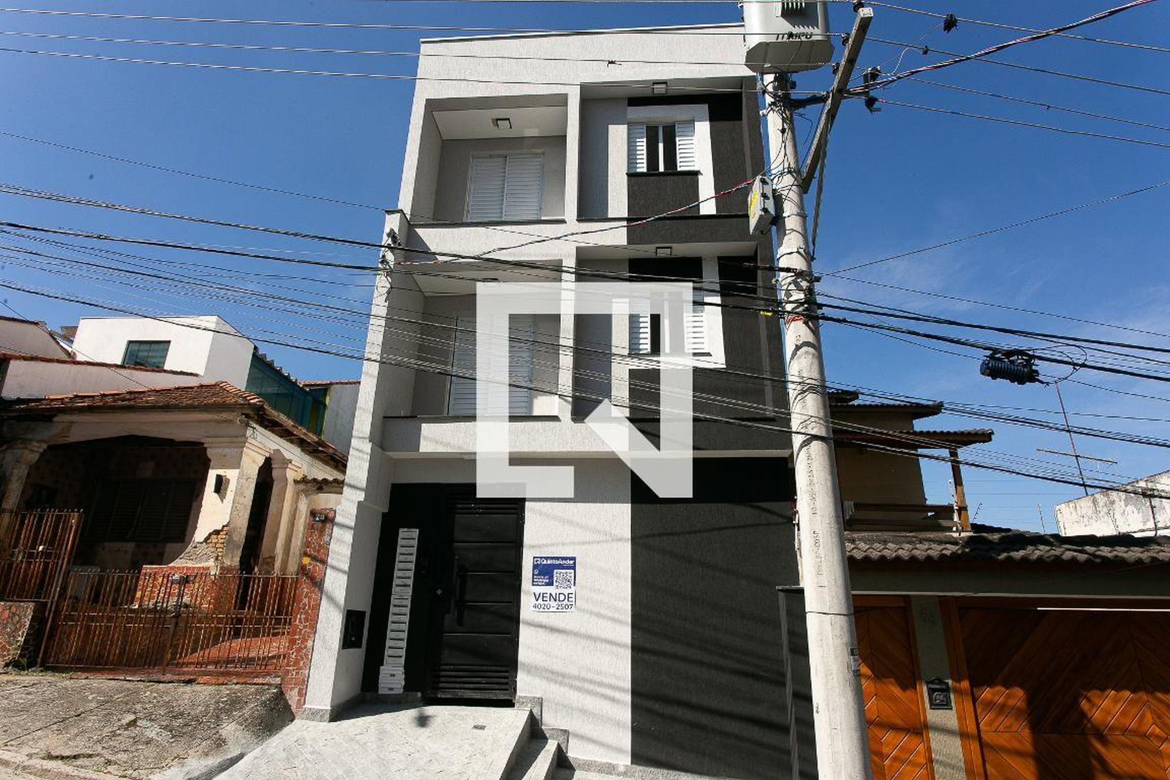 Fachada Condomínio em Rua Moliterno, 76