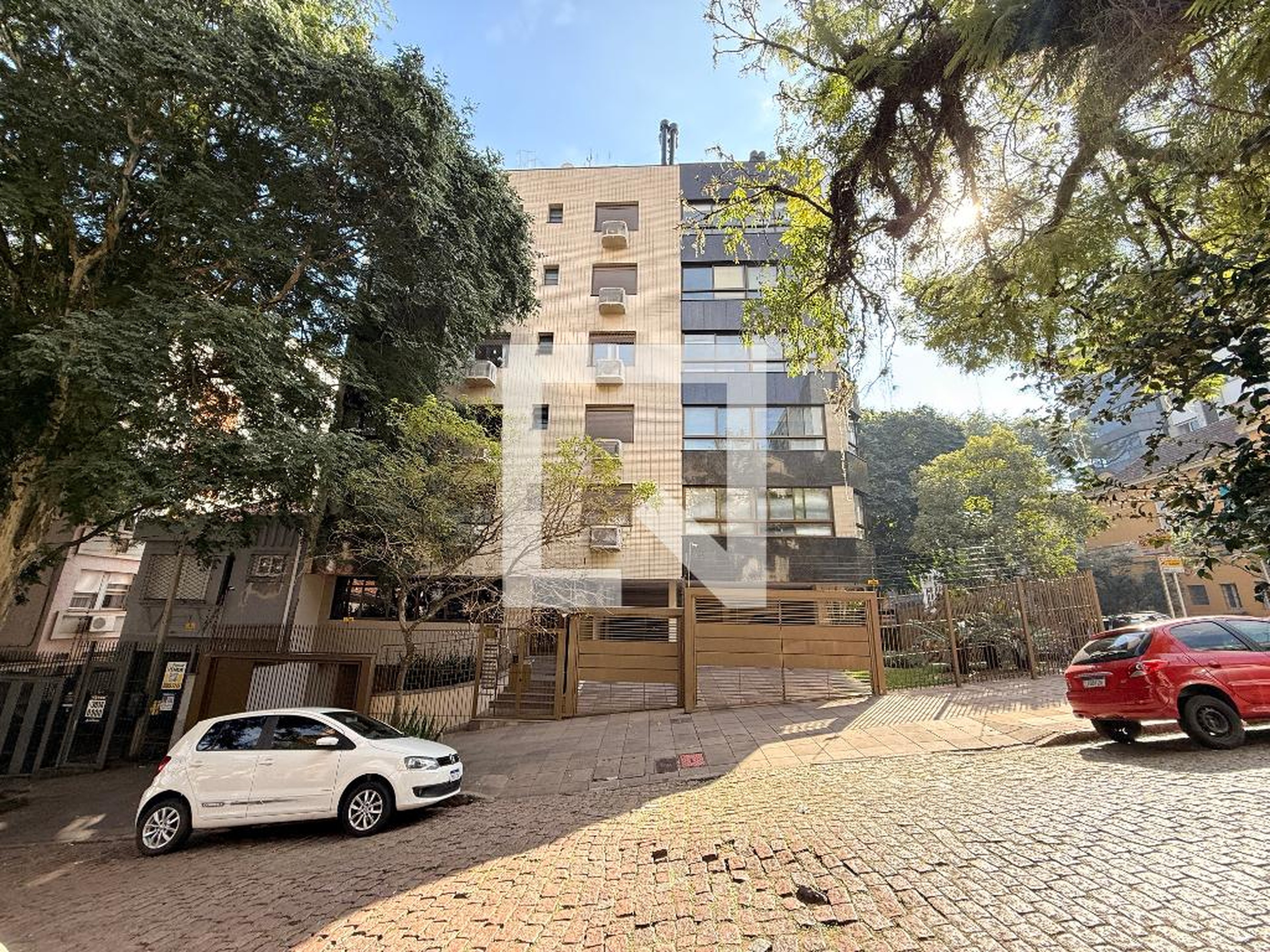 Fachada Condomínio em Rua André Puente, 284