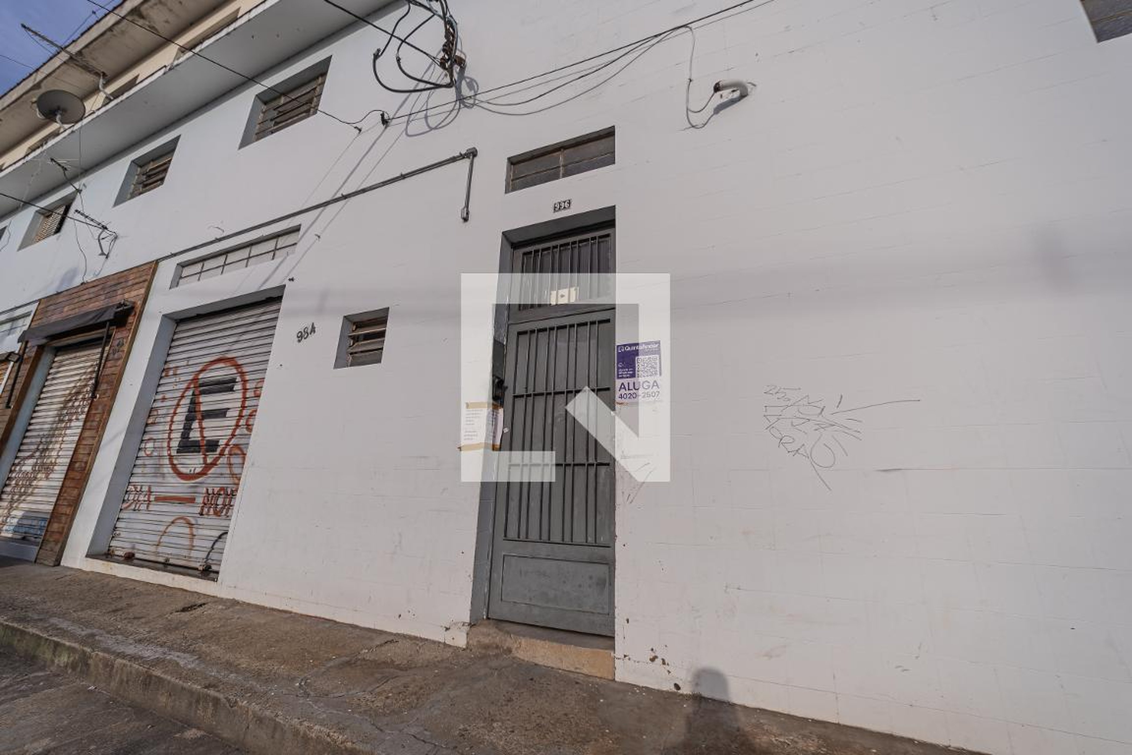 Fachada Condomínio em Rua João Antônio Andrade, 996