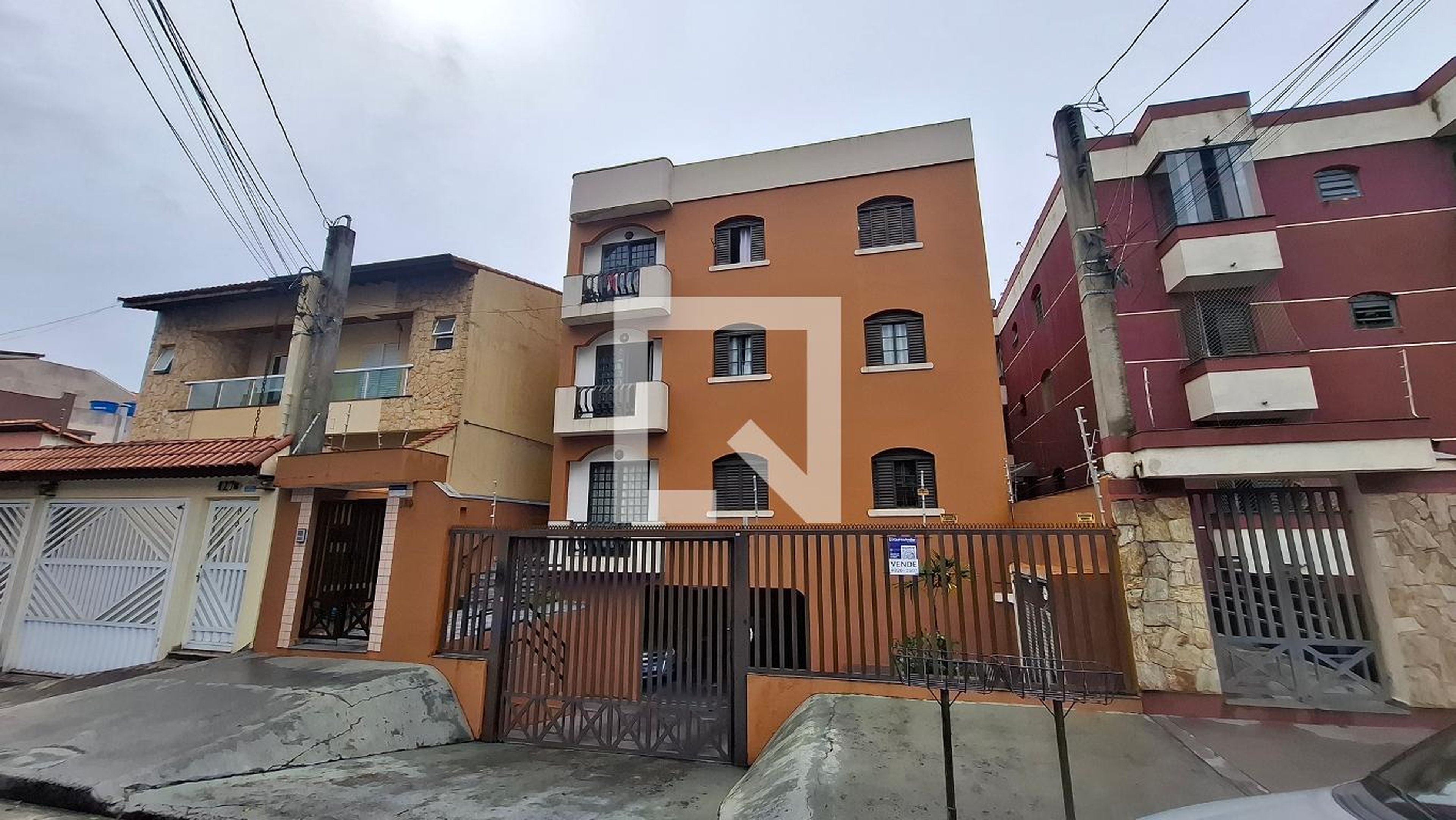 Fachada Condomínio em Rua Jurubatuba, 139