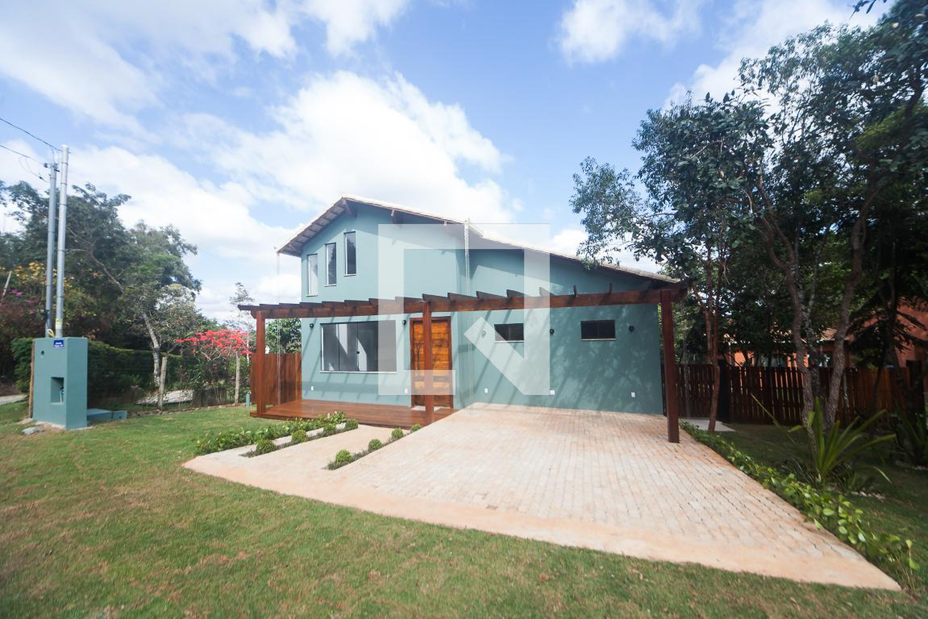 Fachada Condomínio Aldeia da Cachoeira das Pedras