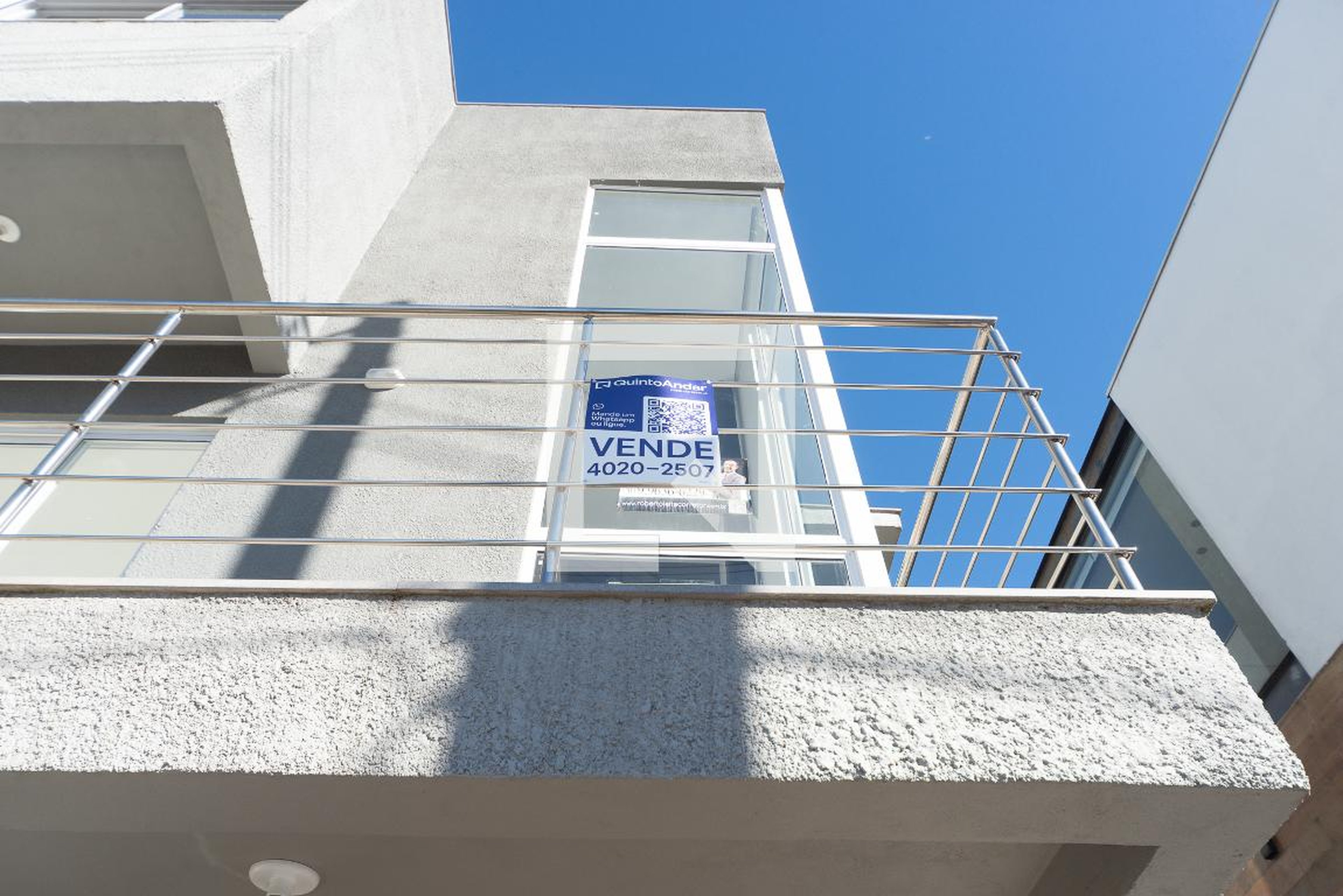 Fachada Condomínio em Rua Madre Clara, 1200