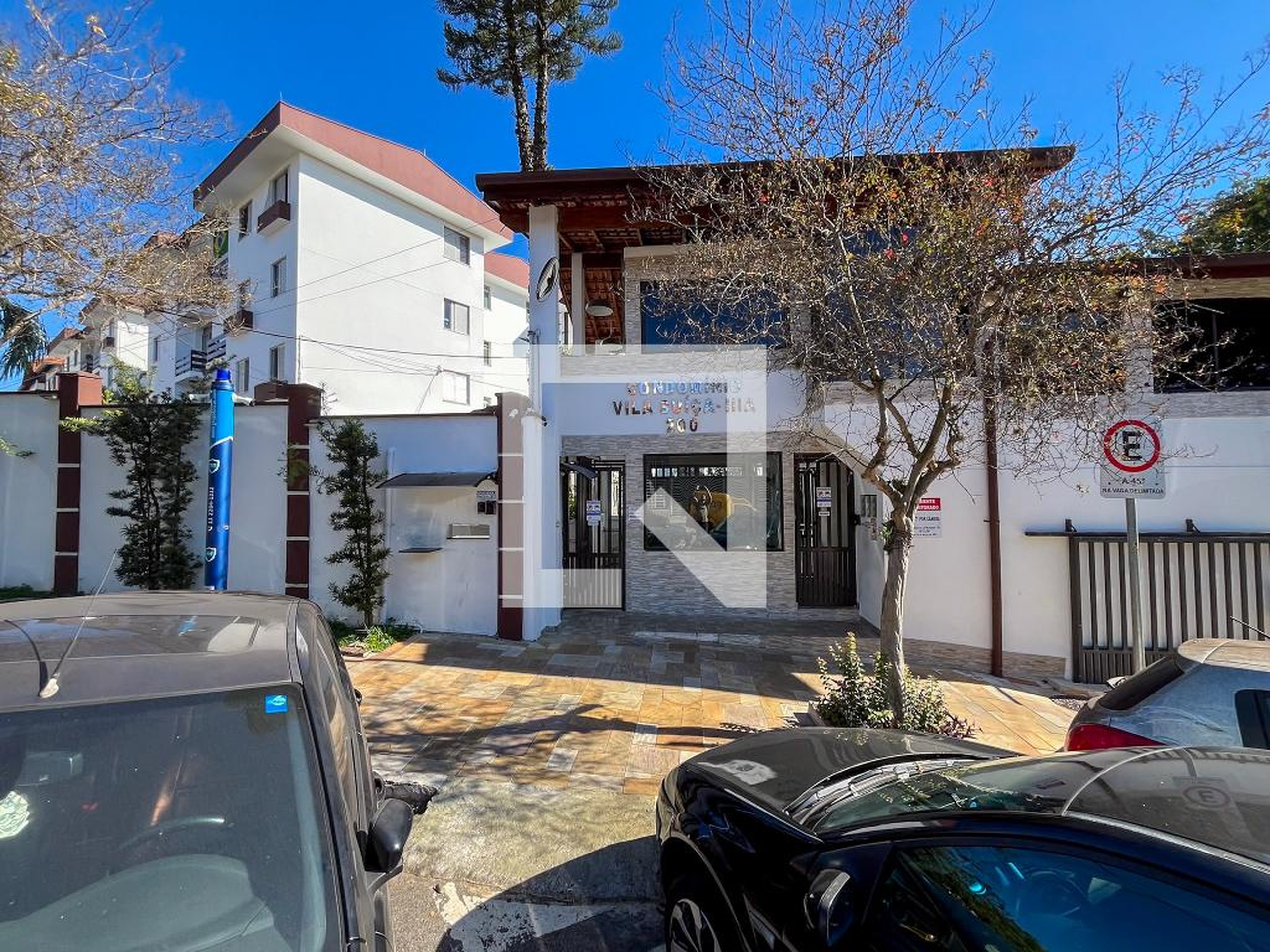 Fachada Condomínio Vila Suiça III -A