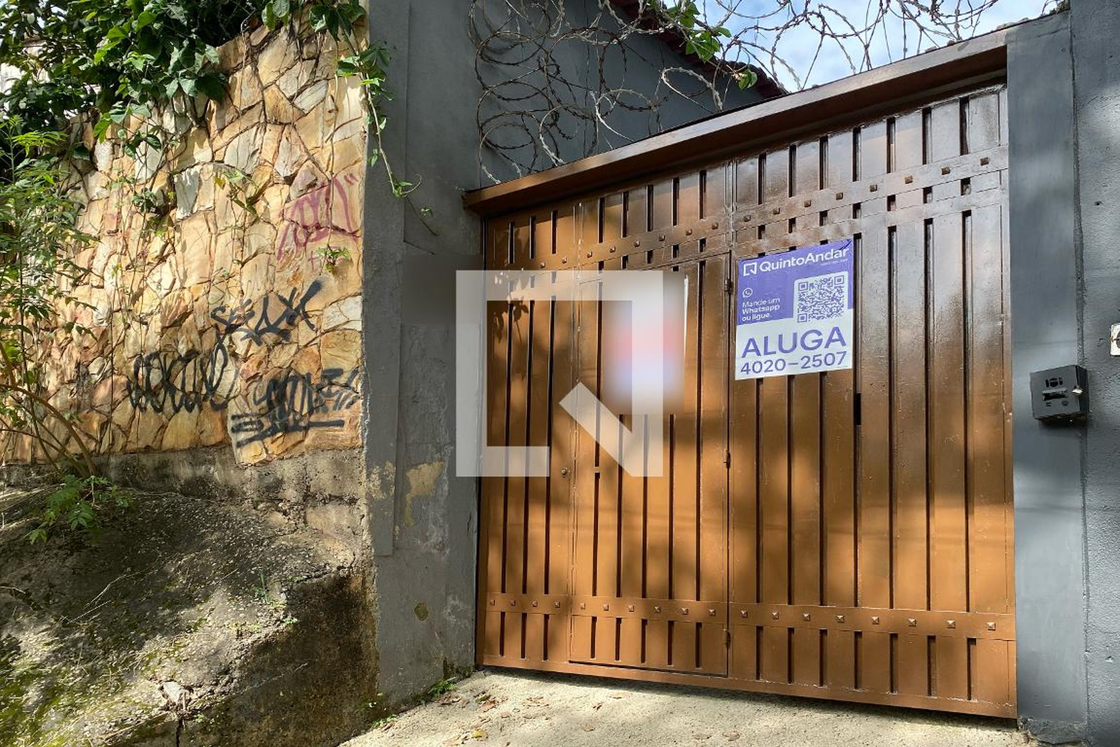 Fachada Condomínio em Avenida dos Andradas, 6384