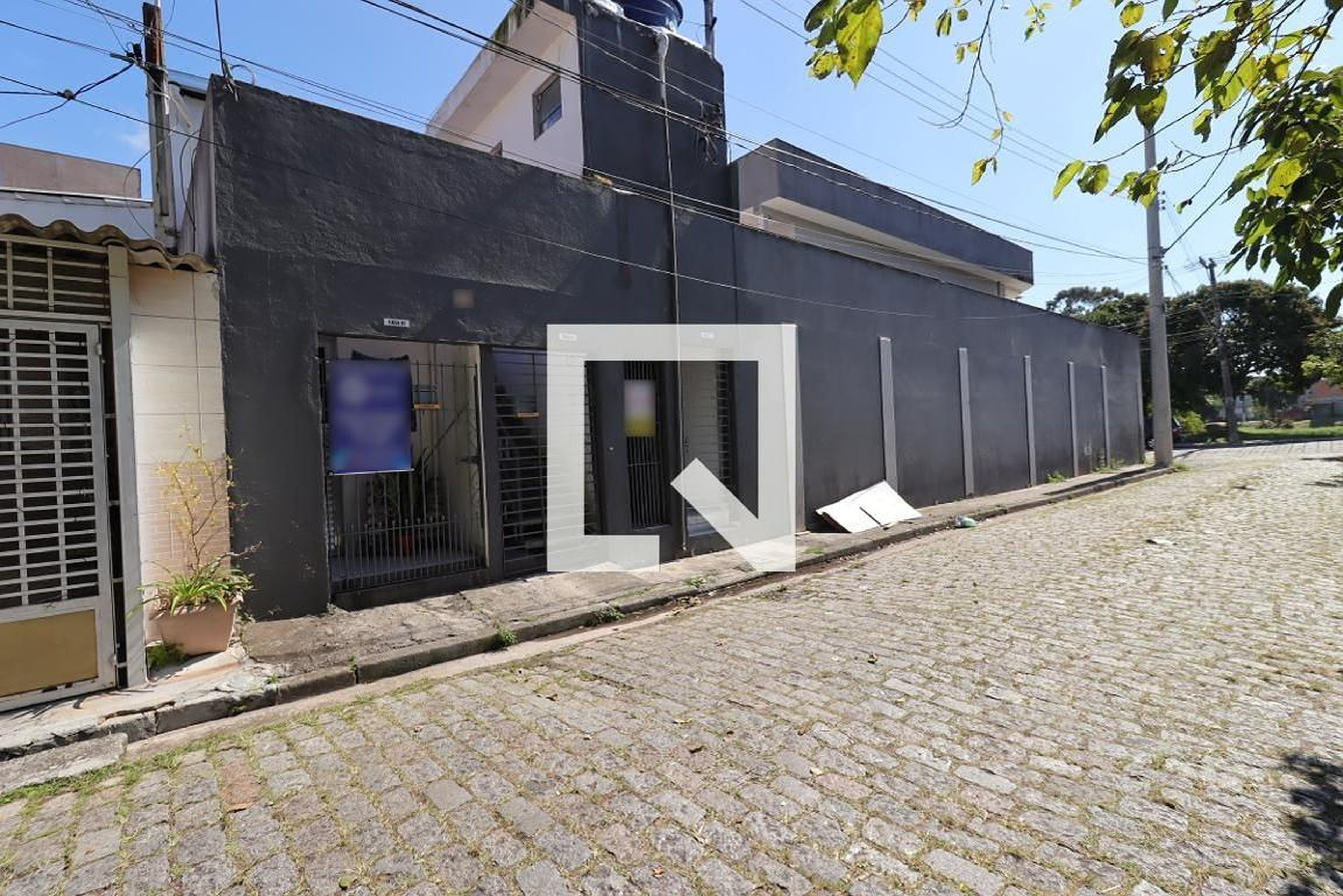 Fachada Condomínio em Travessa dos Guatambus, 28
