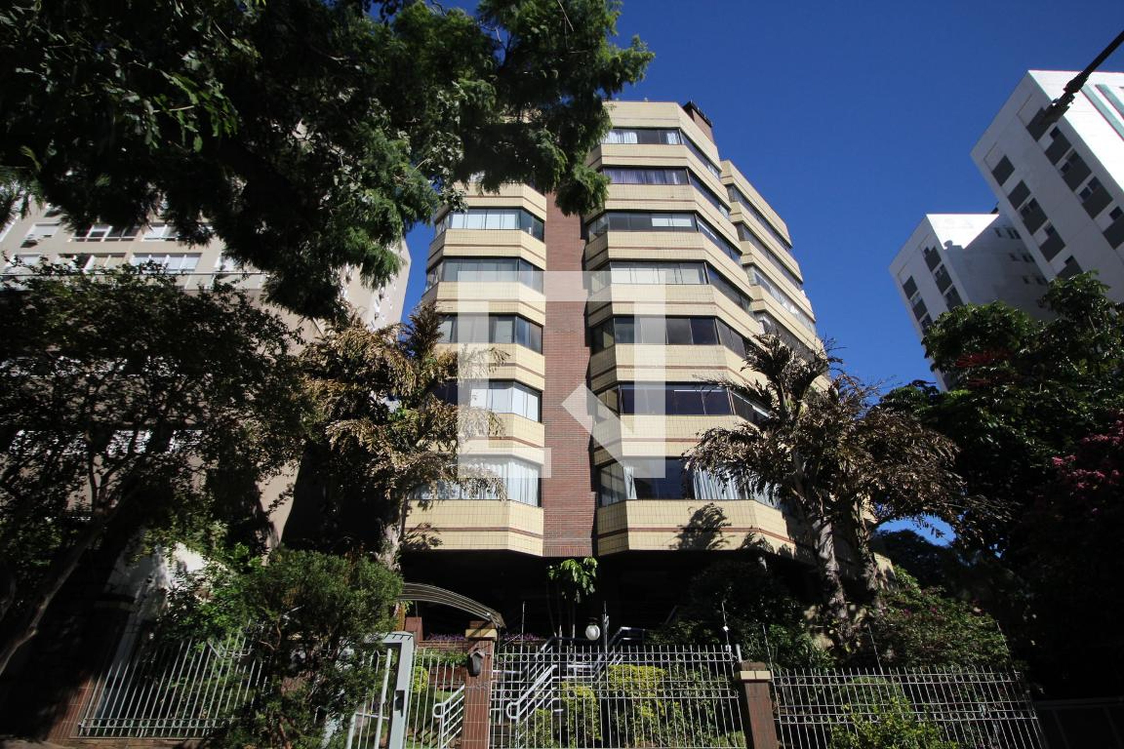 Fachada Condomínio Commodore Garden