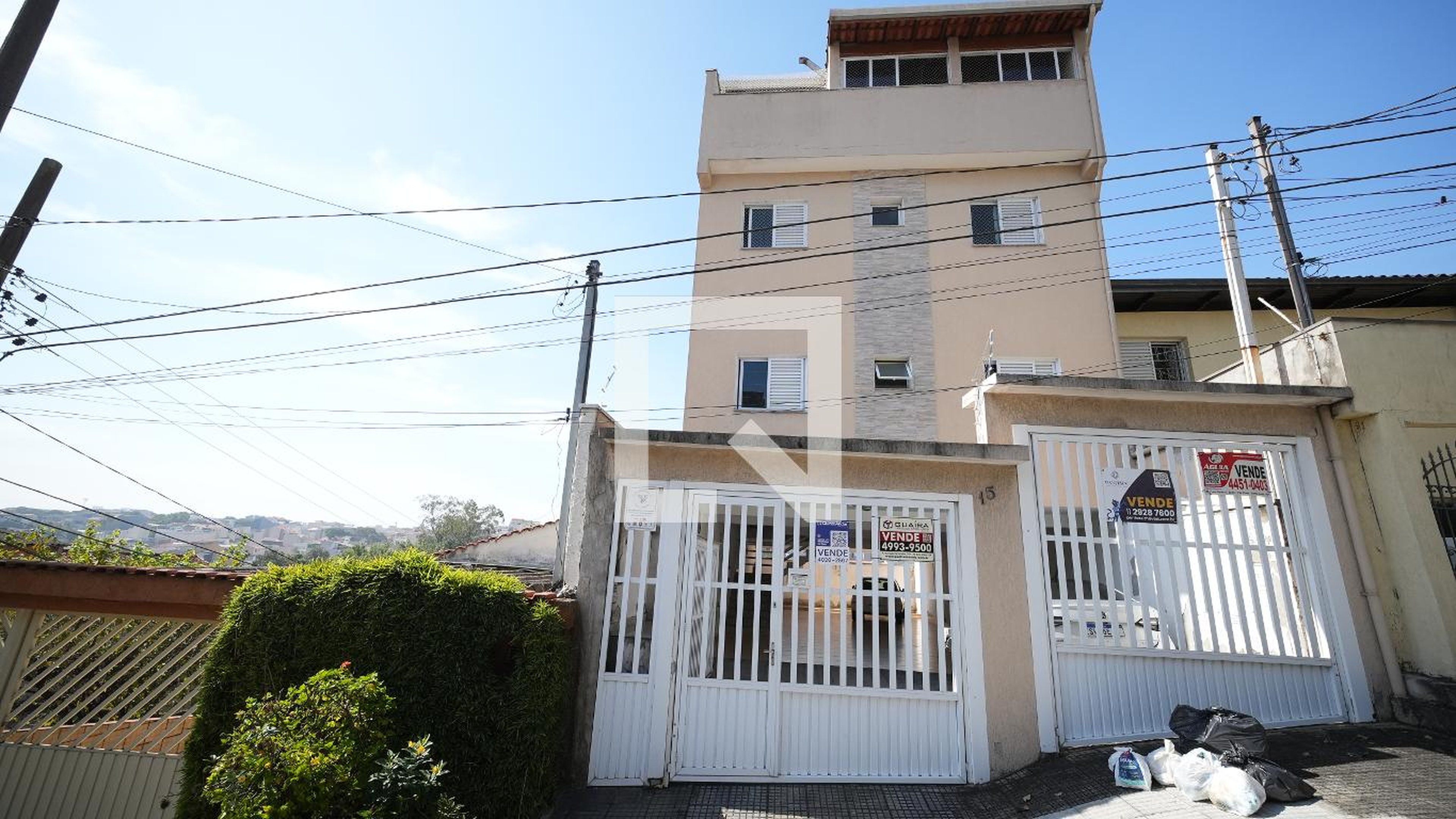 Fachada do Prédio Condomínio em Rua Cambuquira, 15