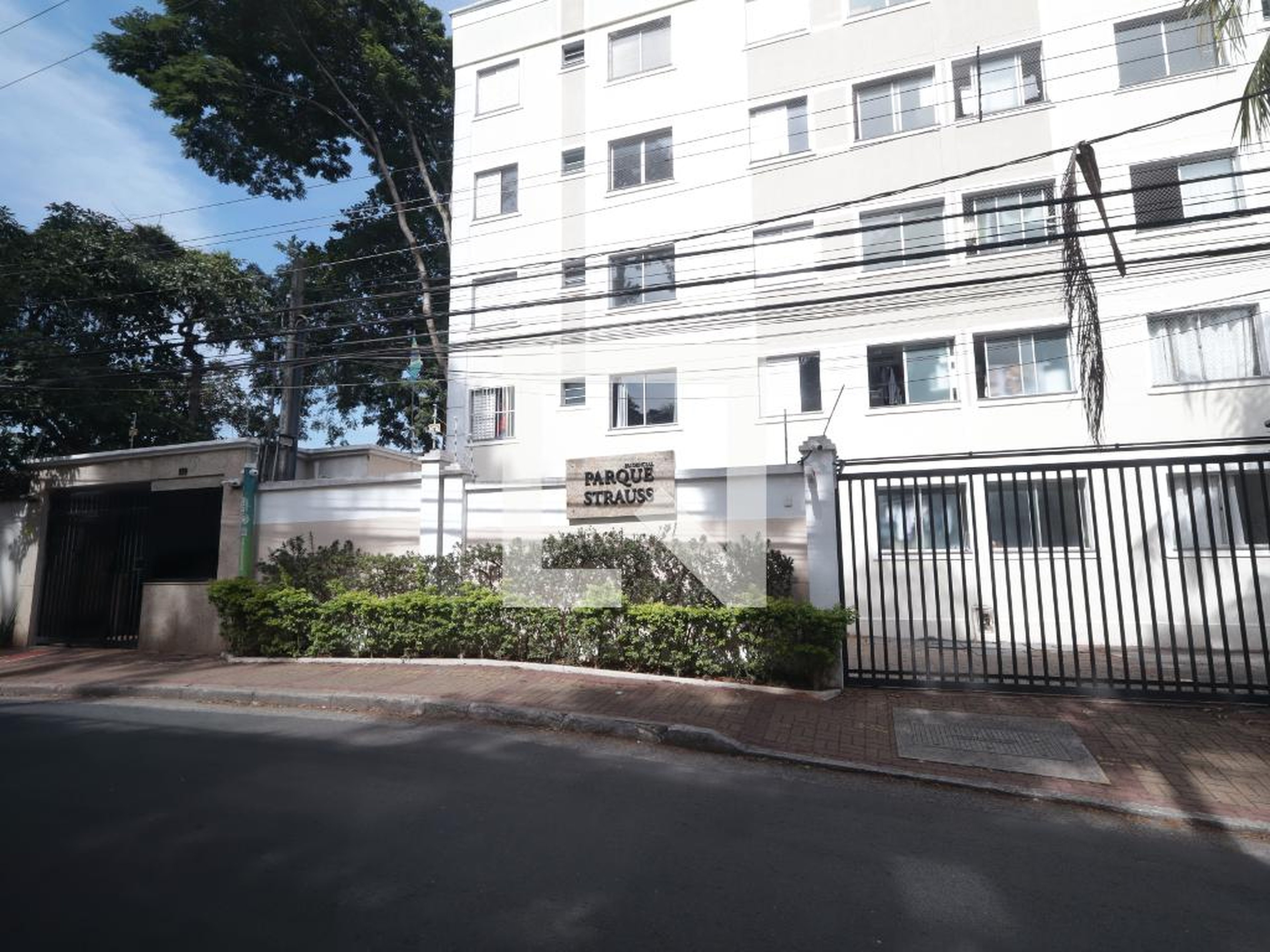 Fachada Condomínio Parque Strauss