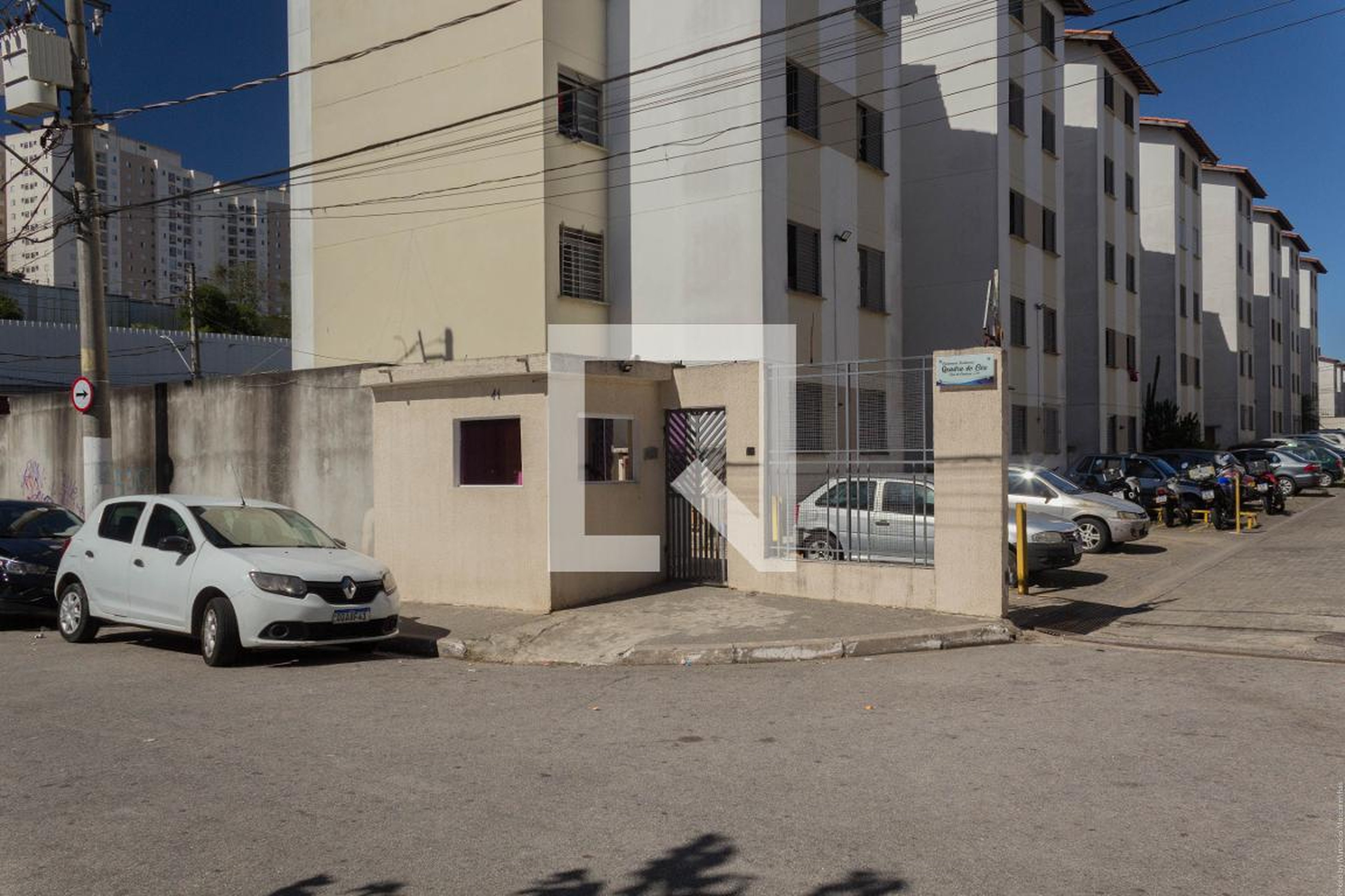 Fachada Condomínio em Rua do Contorno, 41