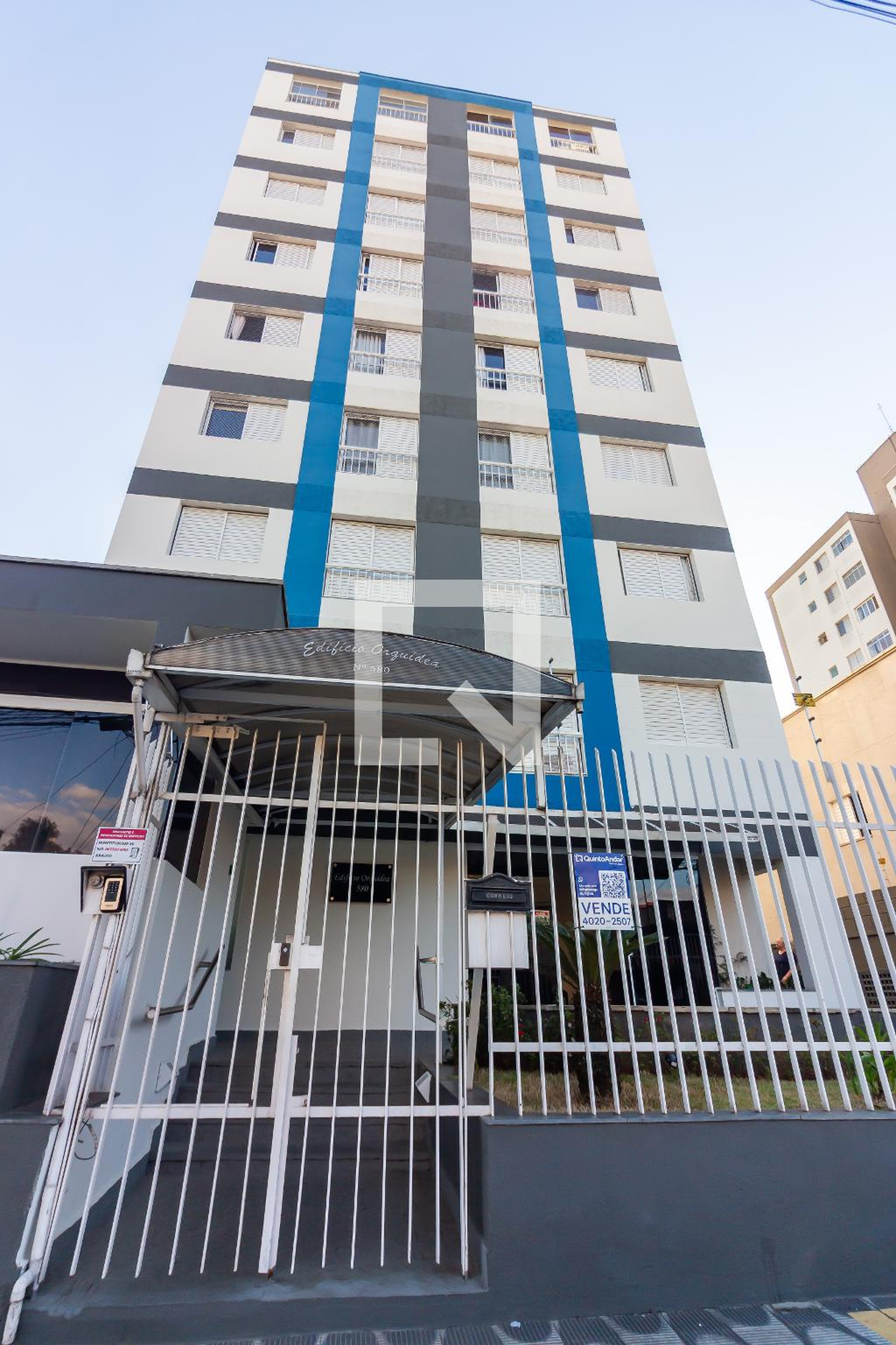 Fachada Edificio Orquidea