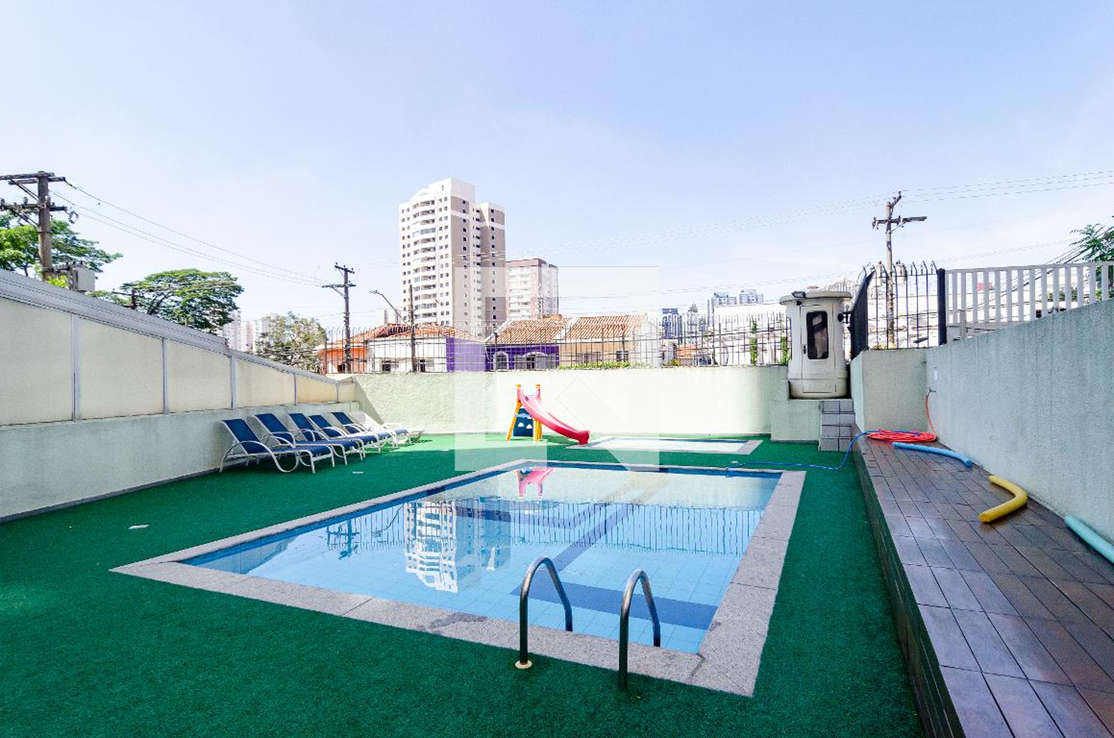 Piscina - Edifício Monte Carlo