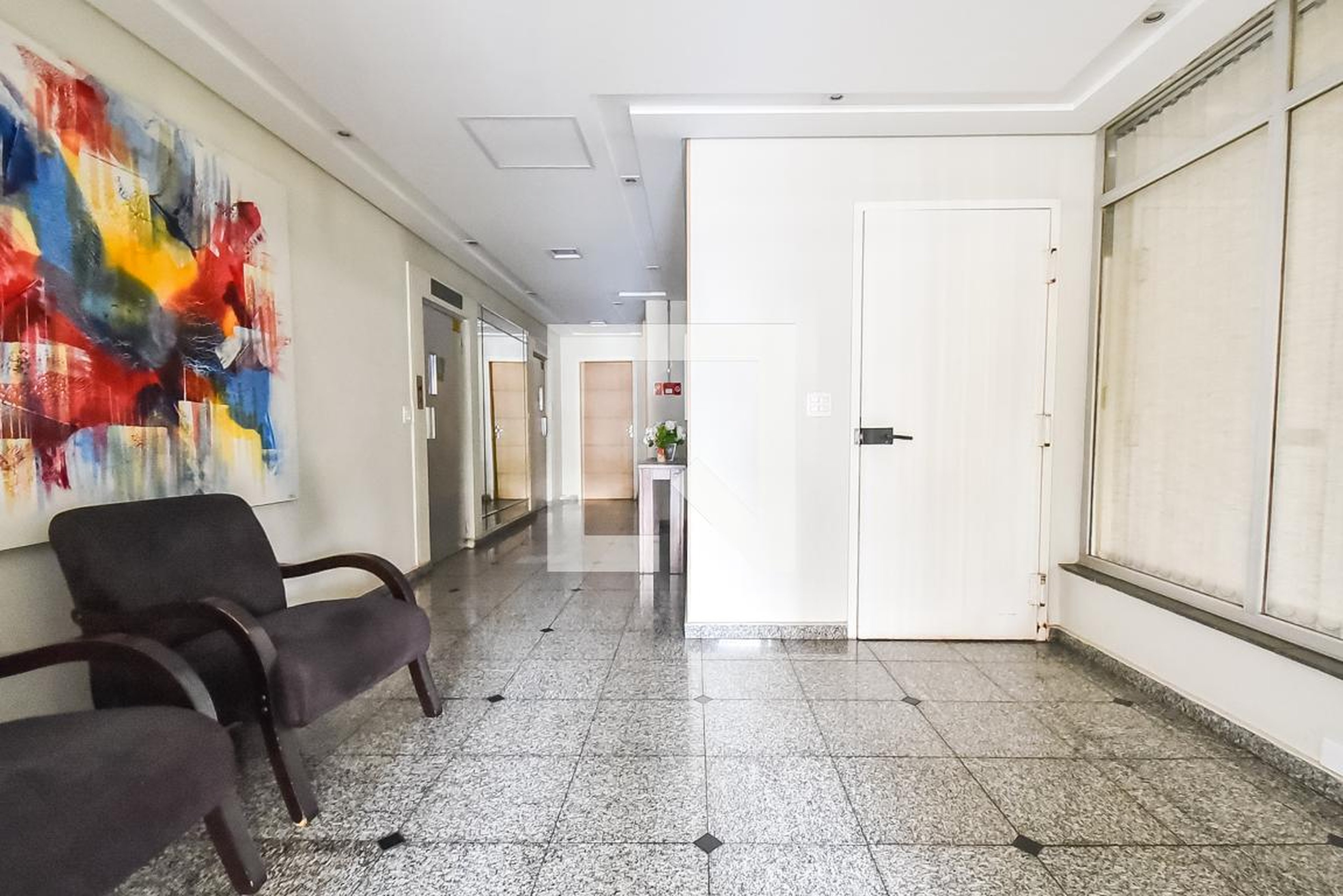 Hall de entrada - Ed Rio prata