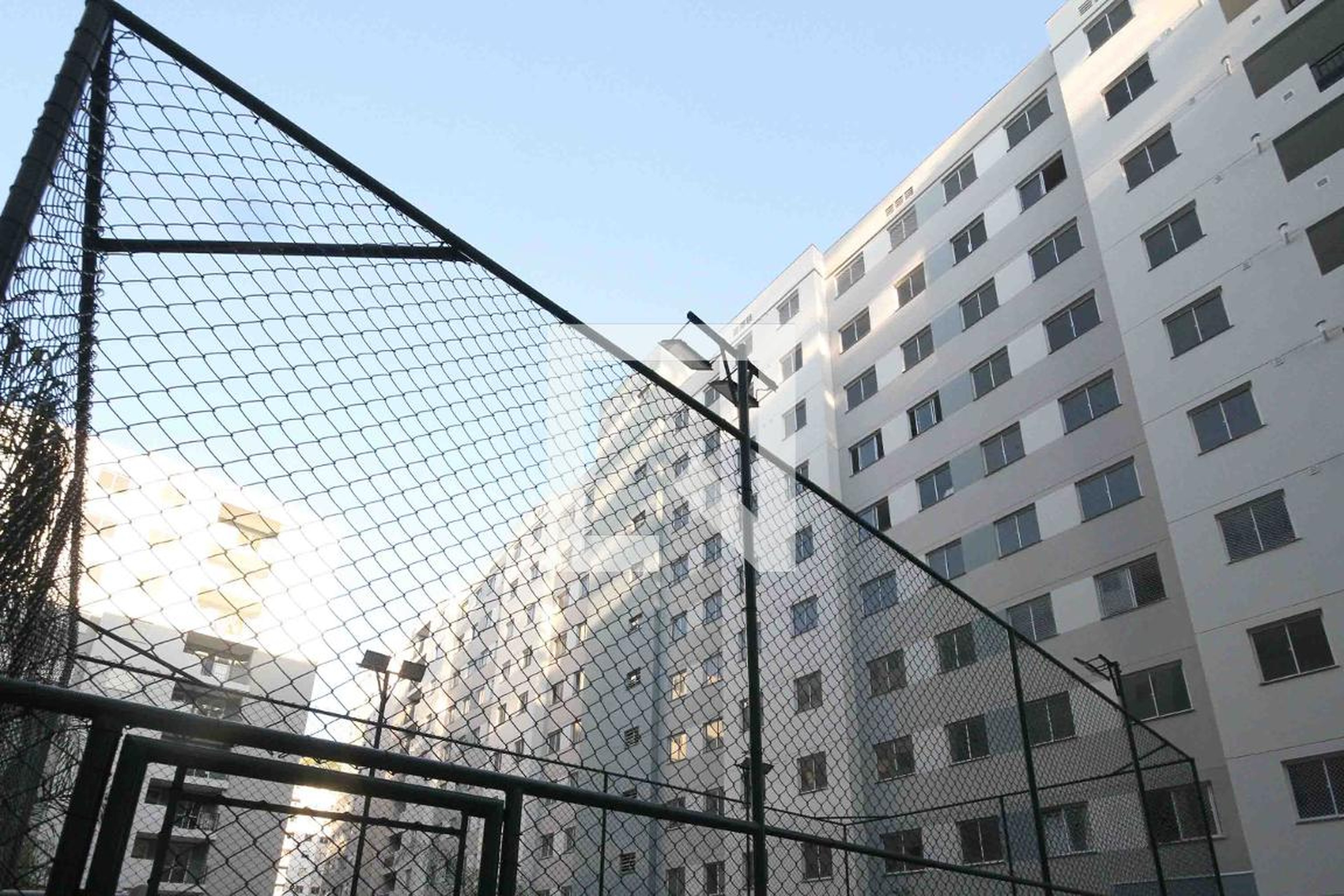 Fachada Condomínio em Rua André de Almeida, 2625